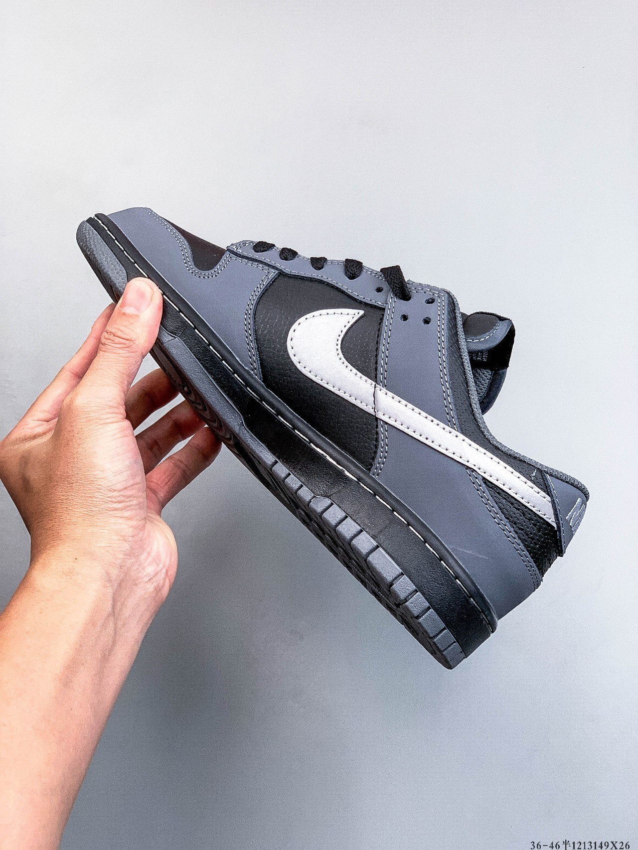 52$ NIKE SB DUNK LOW PRO size 36-46 half 225670 QE254 gallery