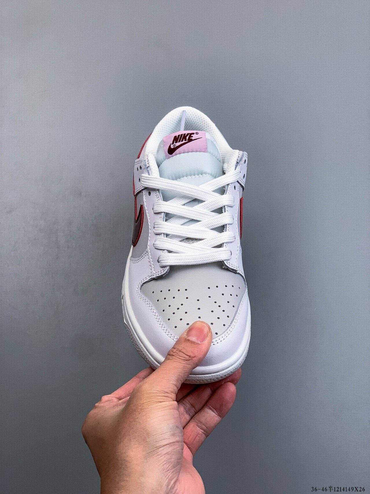 52$ NIKE SB DUNK LOW PRO size 36-46 half 225670 QE254 gallery