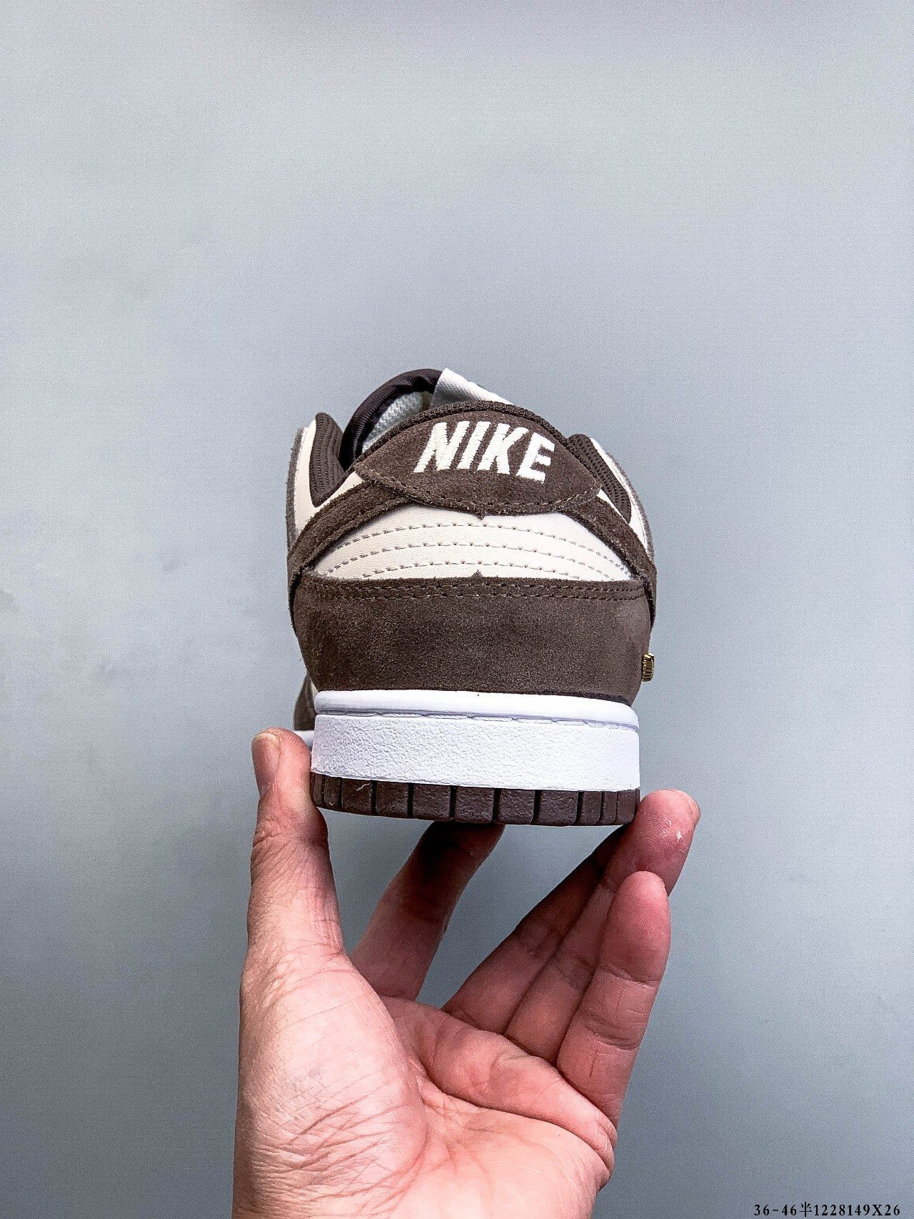 52$ NIKE SB DUNK LOW PRO size 36-46 half 225670 QE254 gallery