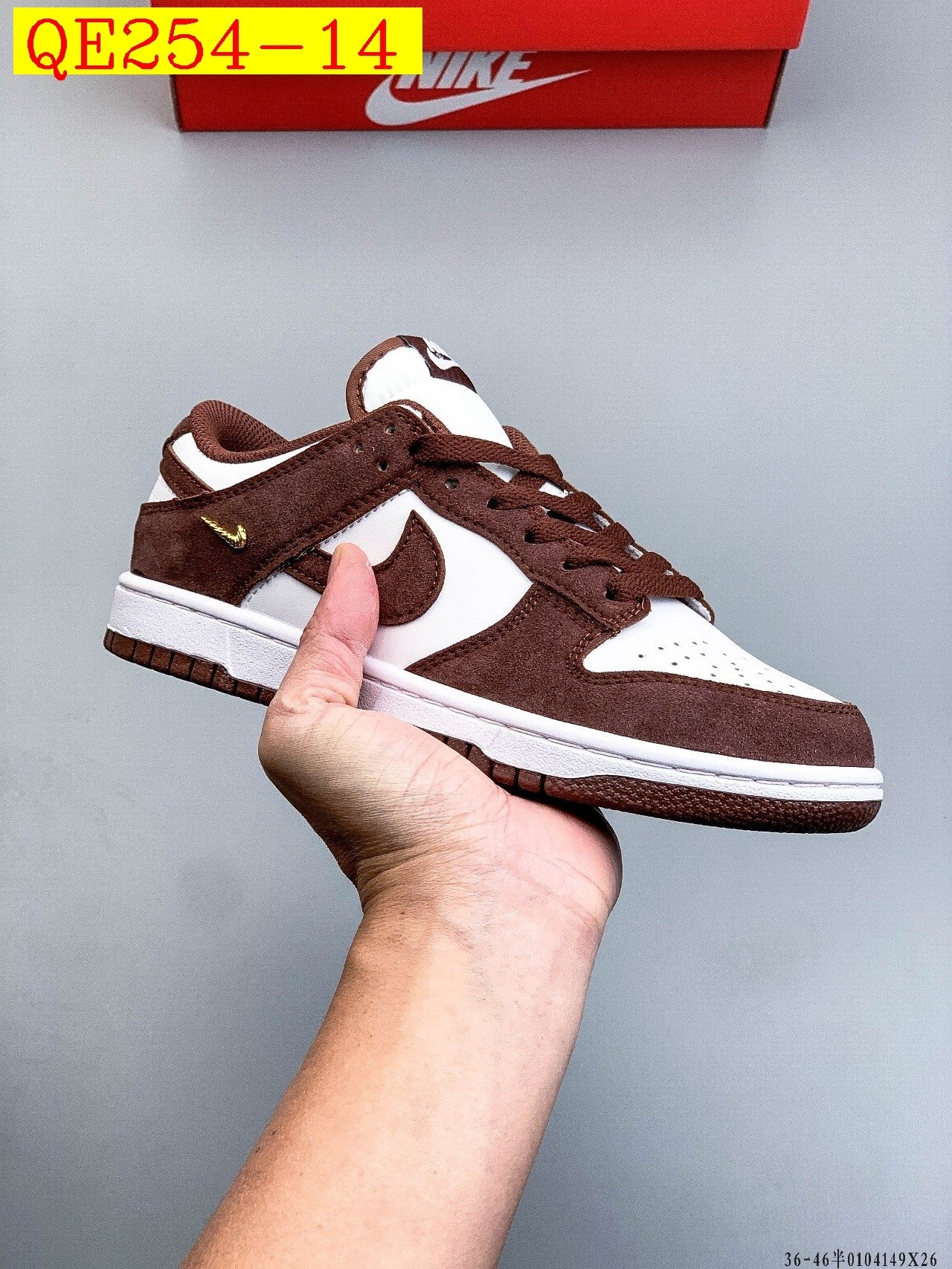 52$ NIKE SB DUNK LOW PRO size 36-46 half 225670 QE254 gallery