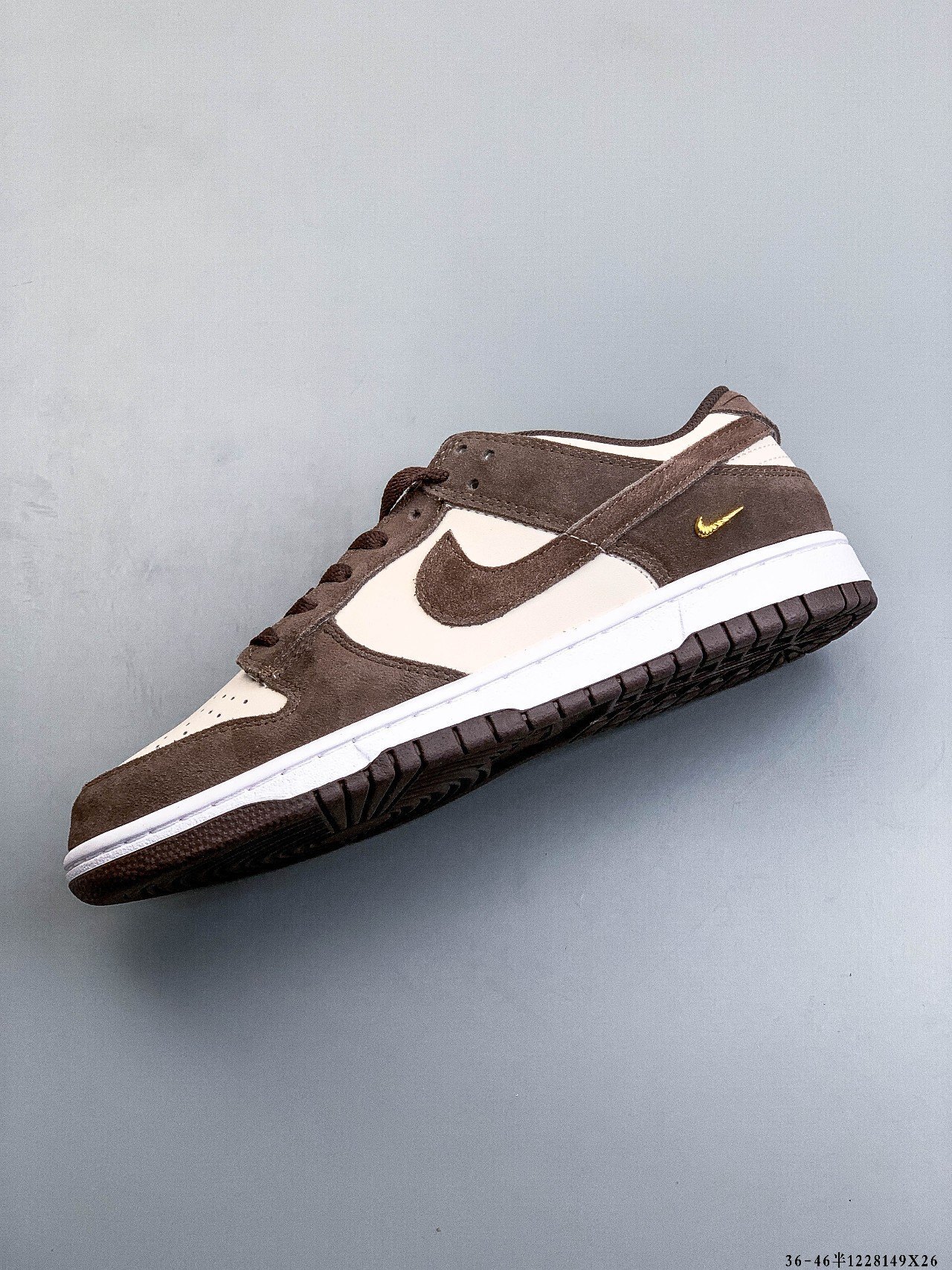 52$ NIKE SB DUNK LOW PRO size 36-46 half 225670 QE254 gallery