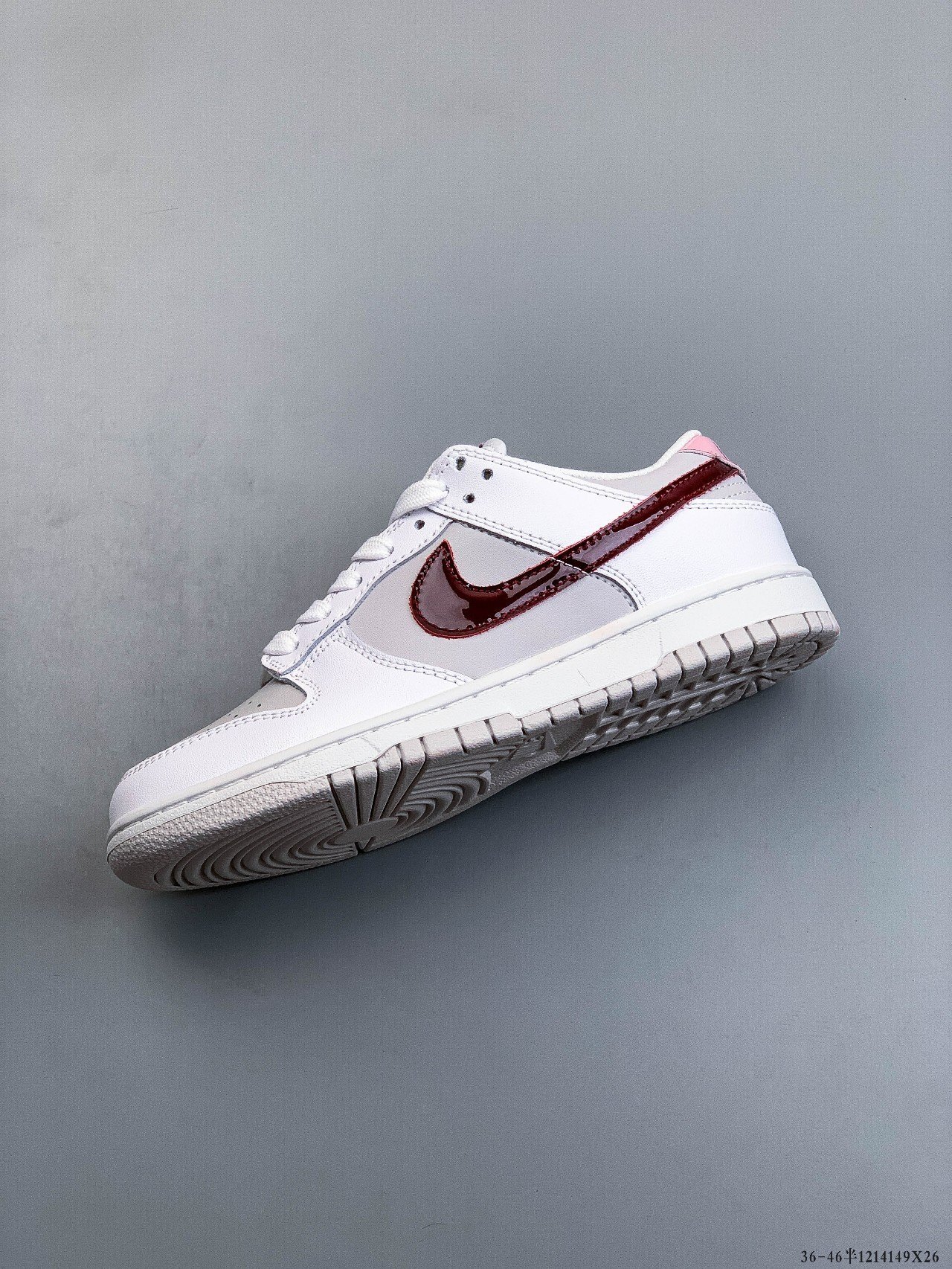 52$ NIKE SB DUNK LOW PRO size 36-46 half 225670 QE254 gallery