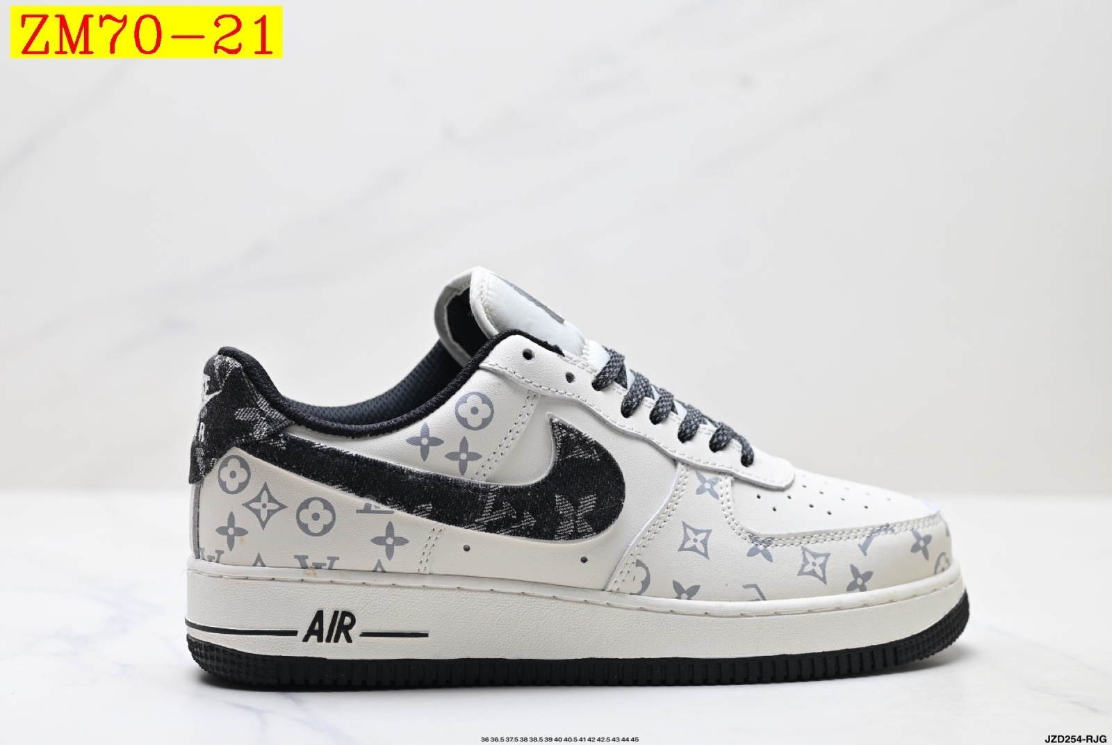52$ Nike AIR FORCE 1 07 Size 36-45 half 329480 ZM70 gallery