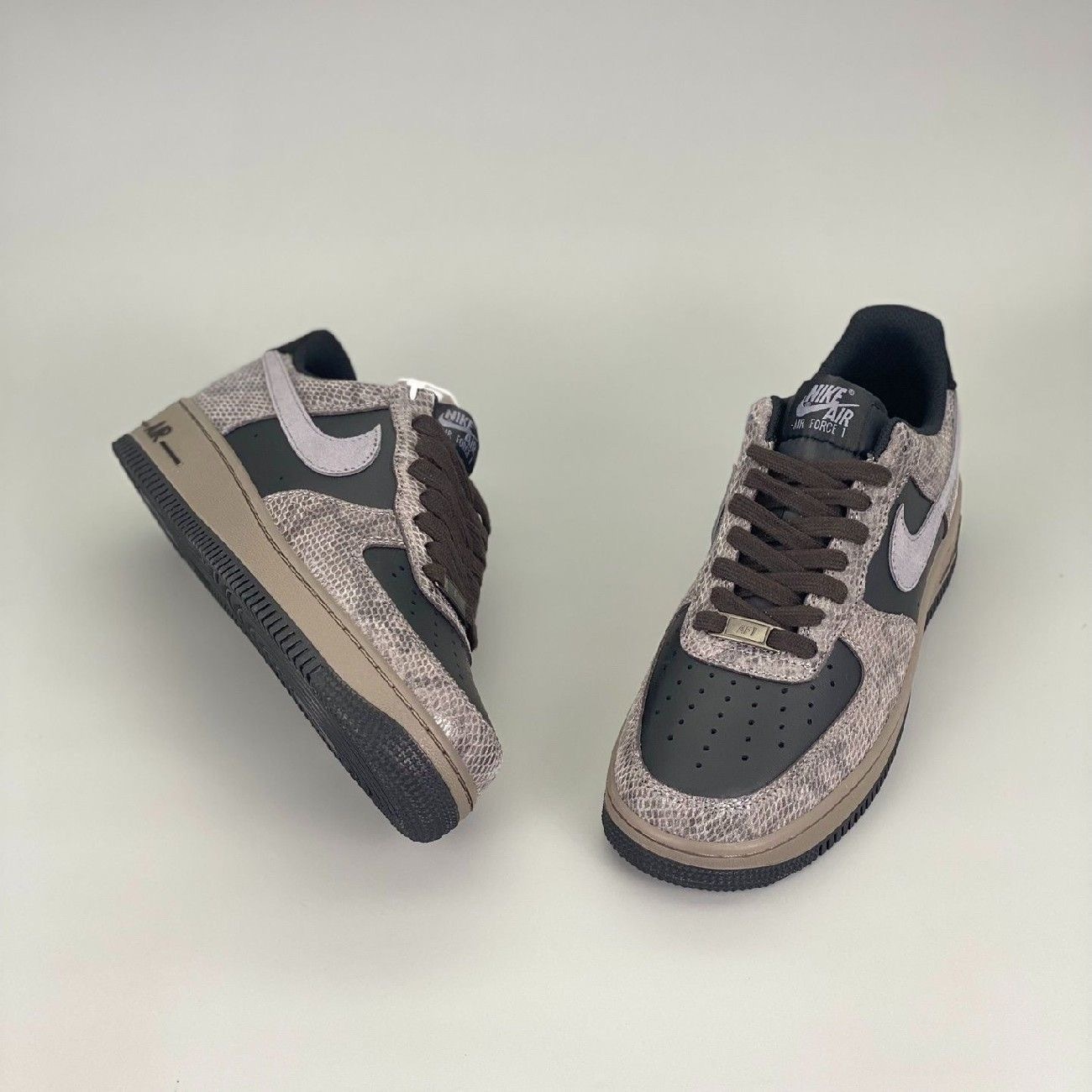 52$ Nike Air Force 1 07 Leather Size 36-45 629450 ZM446 gallery