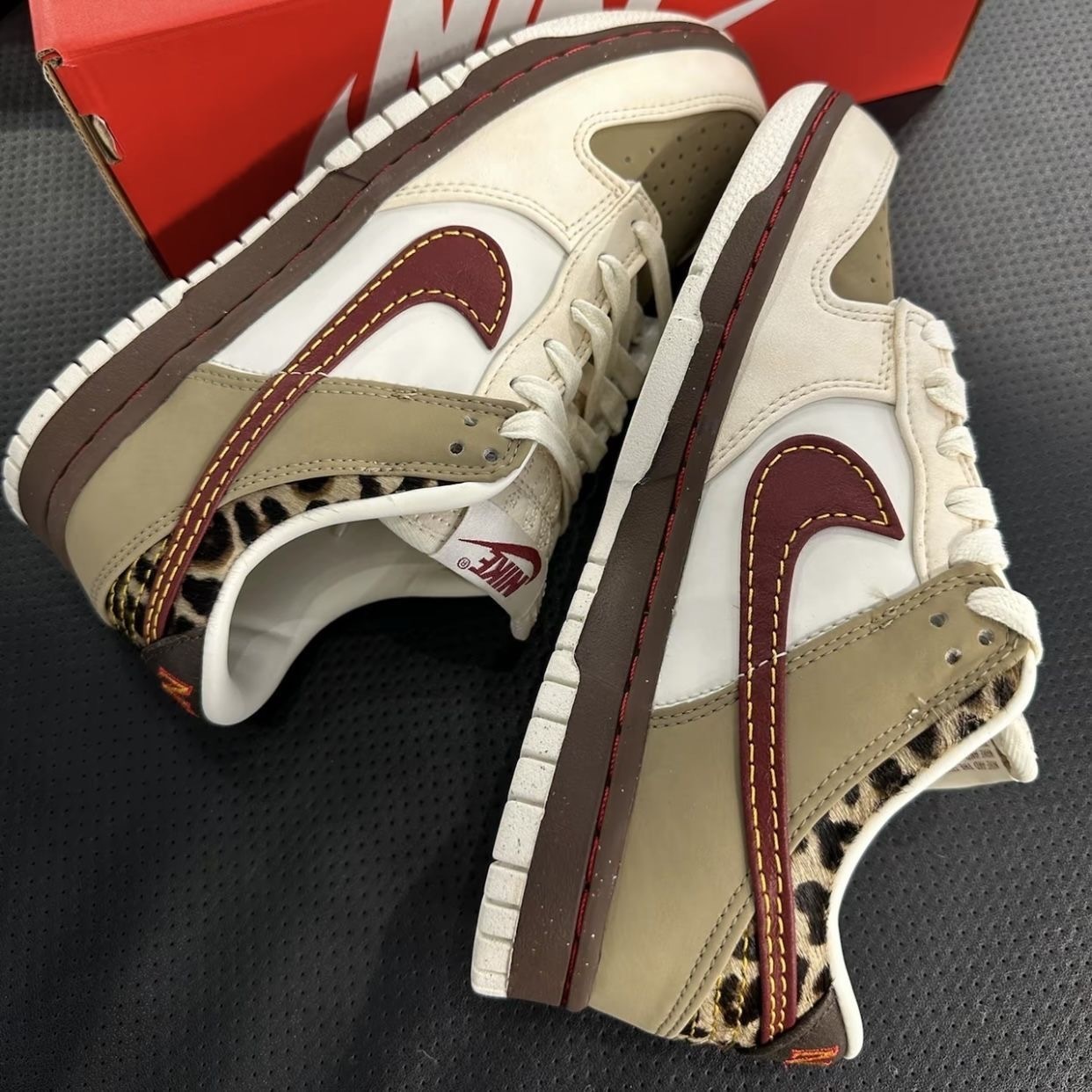 52$ Nike Sb Dunk Size 36-45 half 622480 QE72 gallery