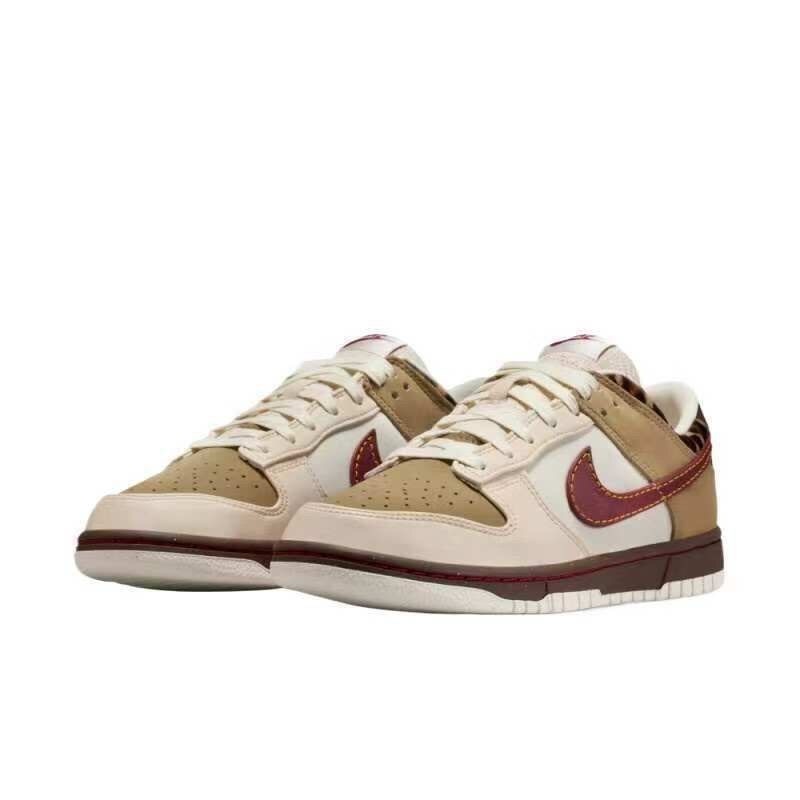 52$ Nike Sb Dunk Size 36-45 half 622480 QE72 gallery