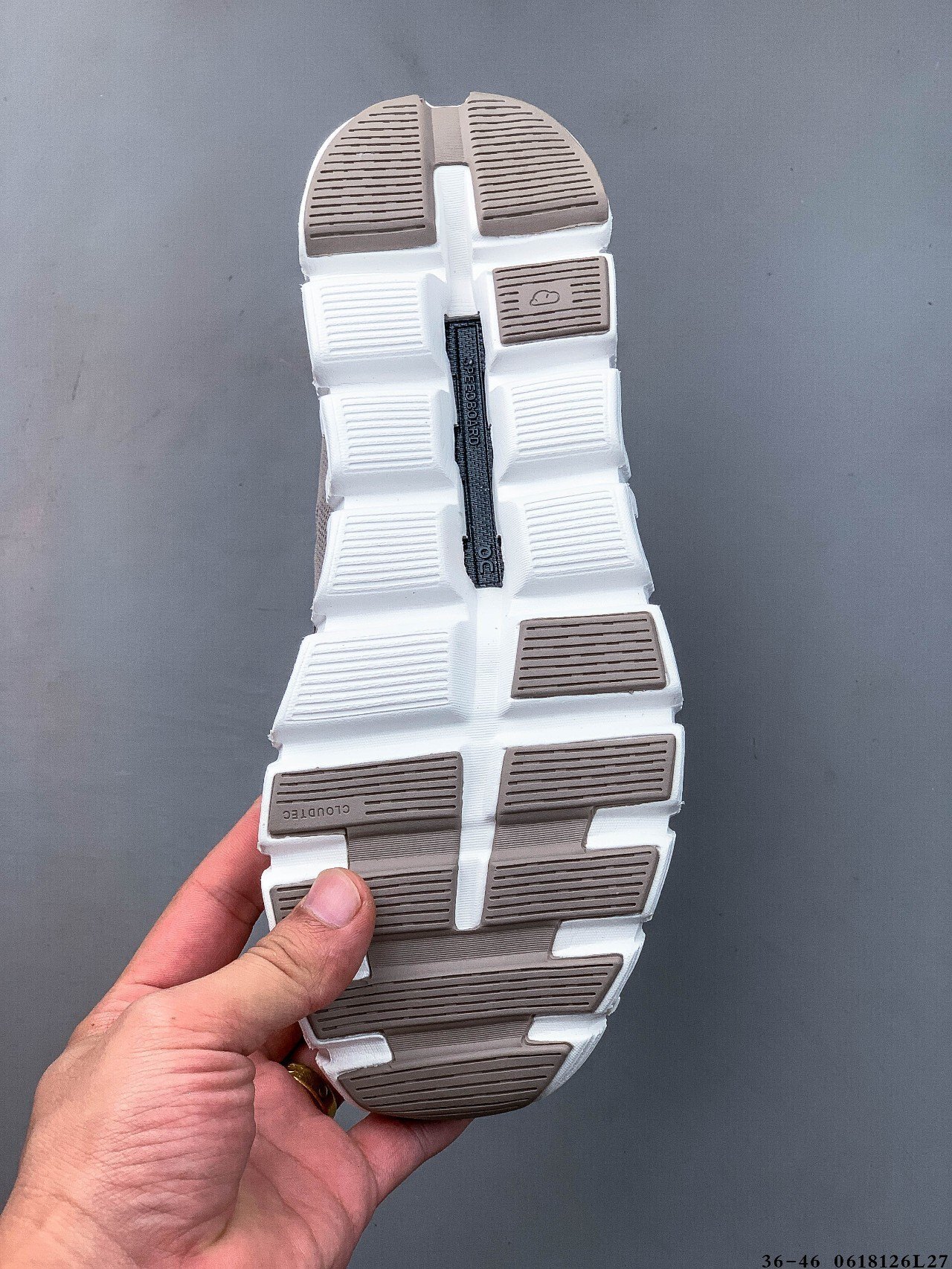 52$ On Cloud 6 size 36-45 721700 MZ1499 gallery