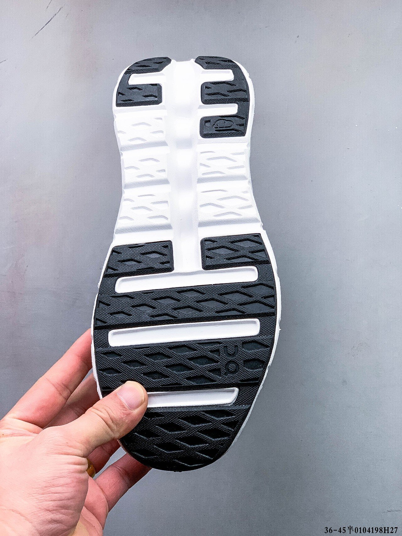 52$ On Cloudtilt size 36-45 721750 MZ1581 gallery