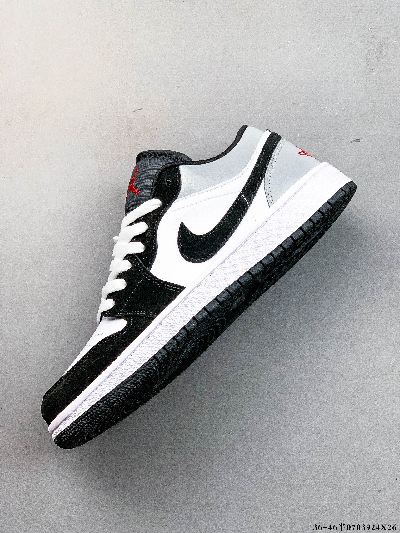 52$ Top Quality NIKE AIR JORDAN LOW 1 size 36-45 half 723690 QT202 gallery