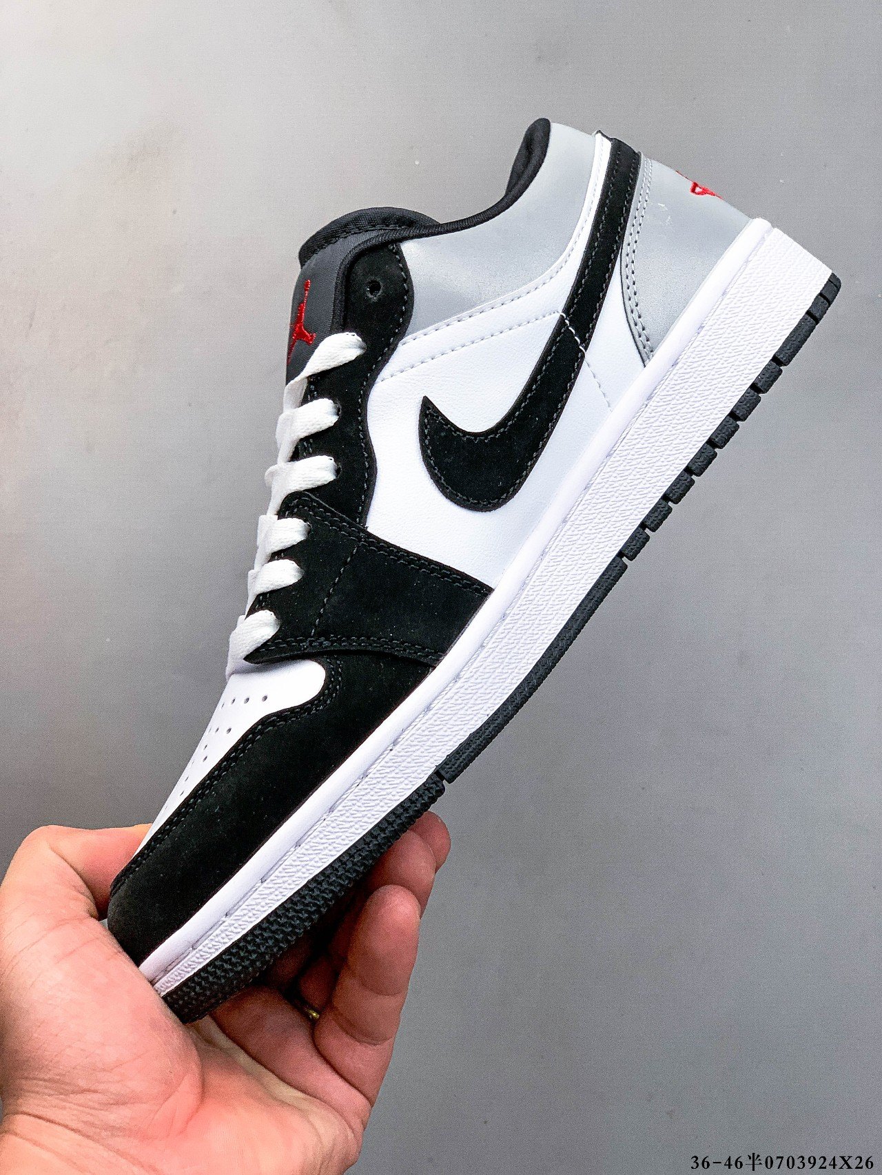 52$ Top Quality NIKE AIR JORDAN LOW 1 size 36-45 half 723690 QT202 gallery