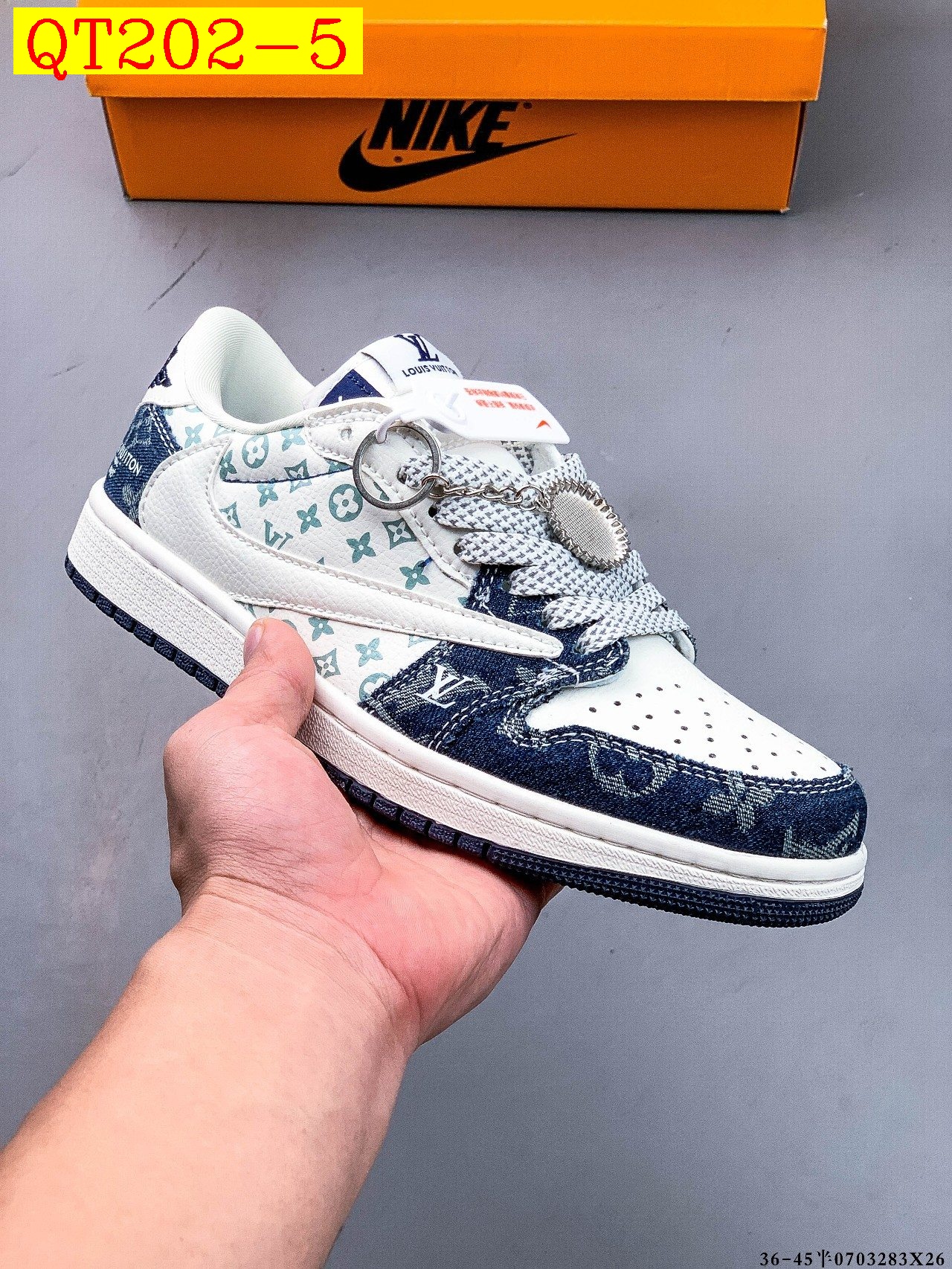 52$ Top Quality NIKE AIR JORDAN LOW 1 size 36-45 half 723690 QT202 gallery