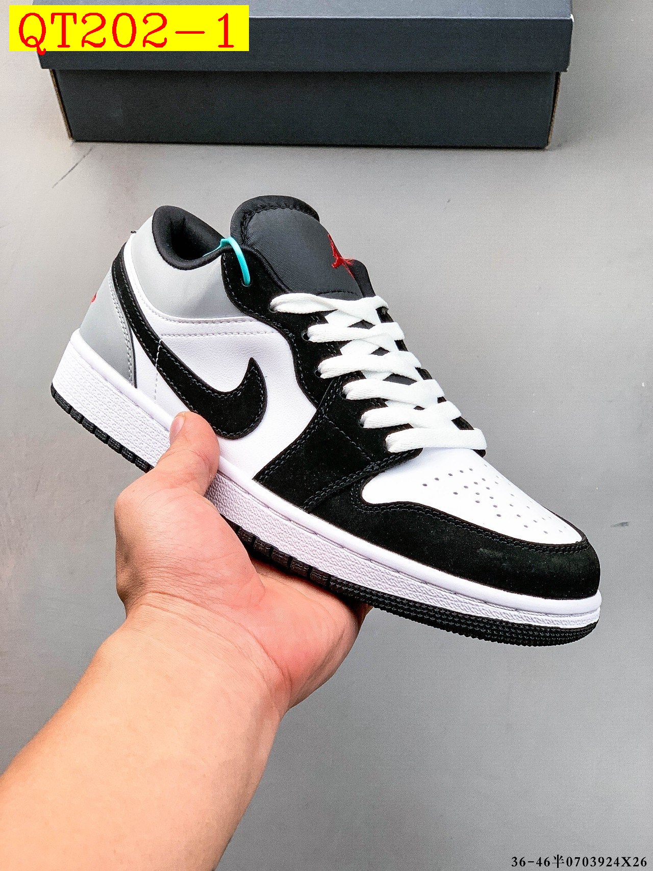52$ Top Quality NIKE AIR JORDAN LOW 1 size 36-45 half 723690 QT202 gallery