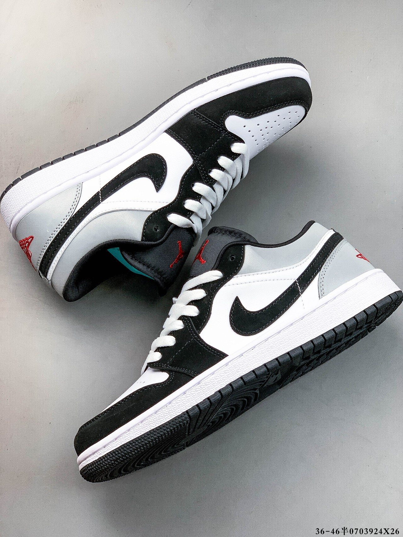 52$ Top Quality NIKE AIR JORDAN LOW 1 size 36-45 half 723690 QT202 gallery
