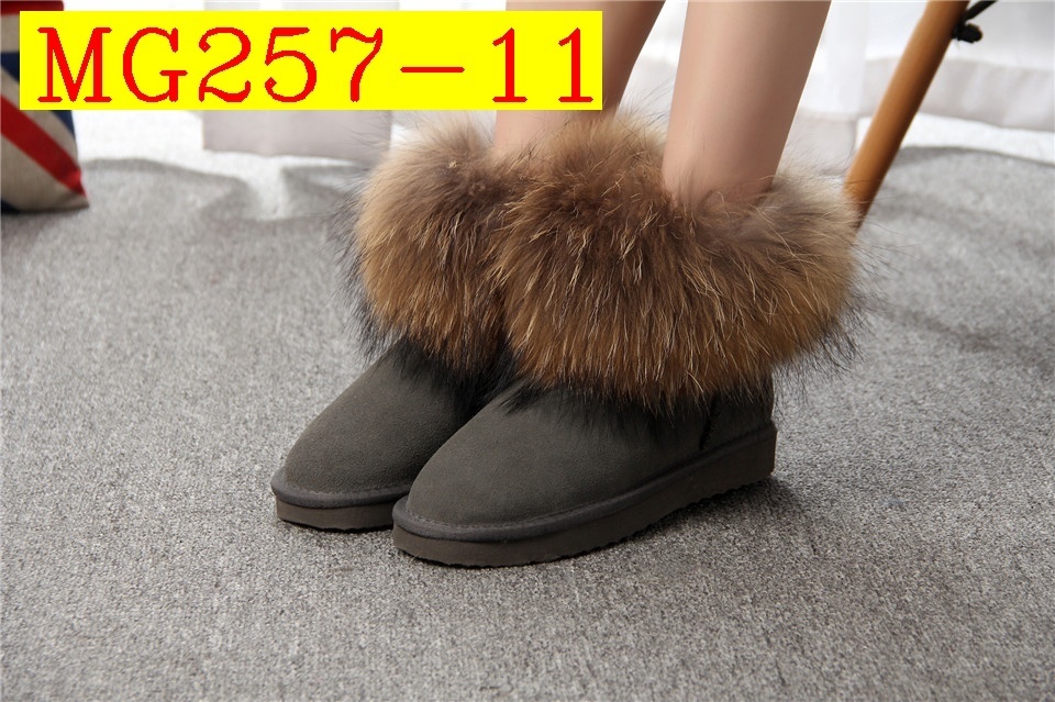 52$ UGG size 34-43 320640 MG257 gallery