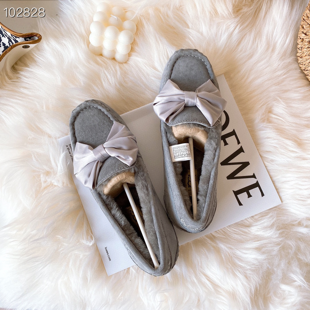 52$ UGG size 35-44 321630 SG420 gallery