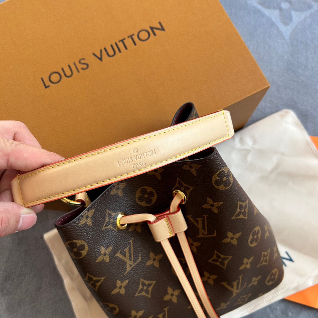 52$ dh Lv neonoe bb Shoulder bag size 20x20x13 cm 43512035624 DX520 gallery