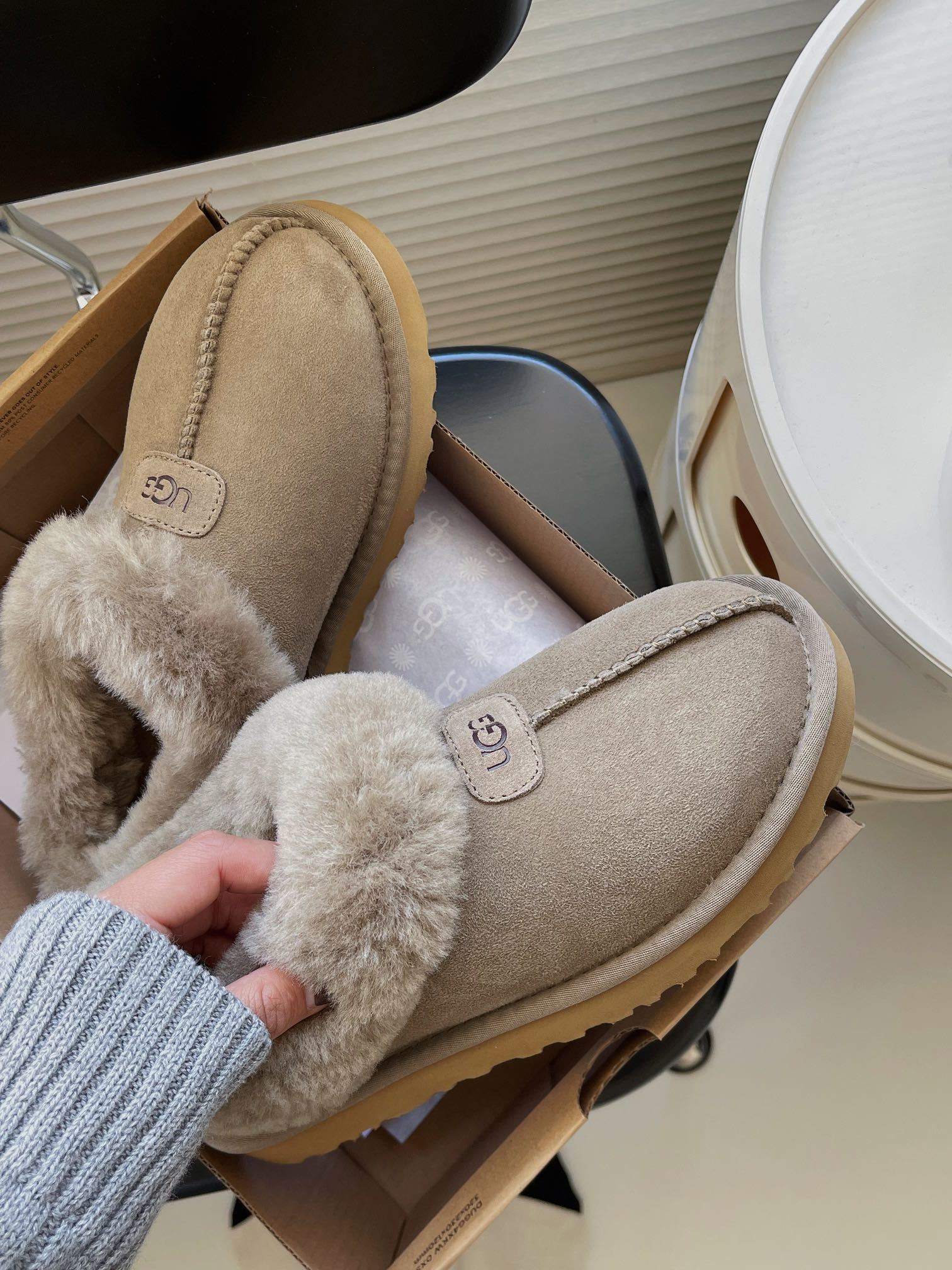 52$ new_dh UGG 1134810 EVA  SIZE 35-40 42581034490 UG46 gallery