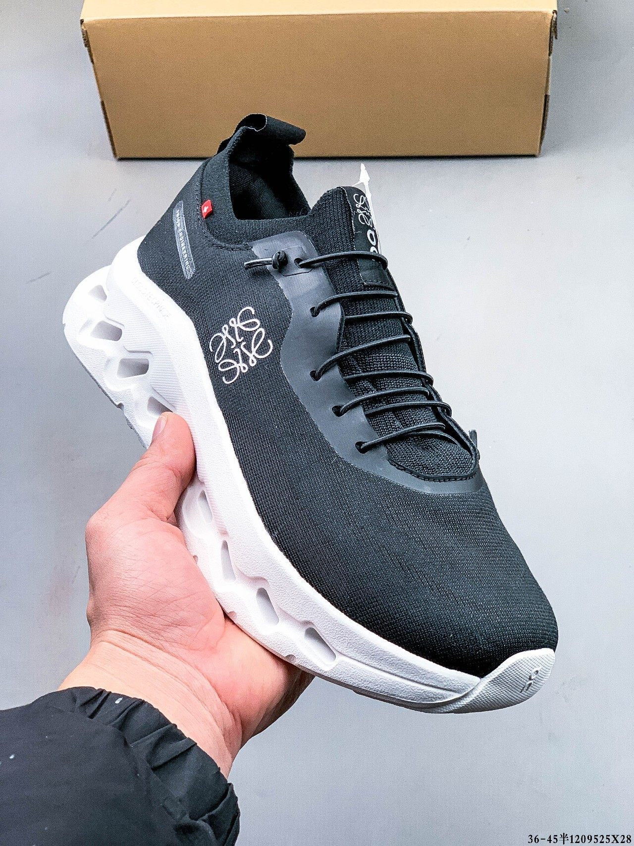 53$ Loewe x On Cloud tilt size 36-45 428840 MZ1483 gallery