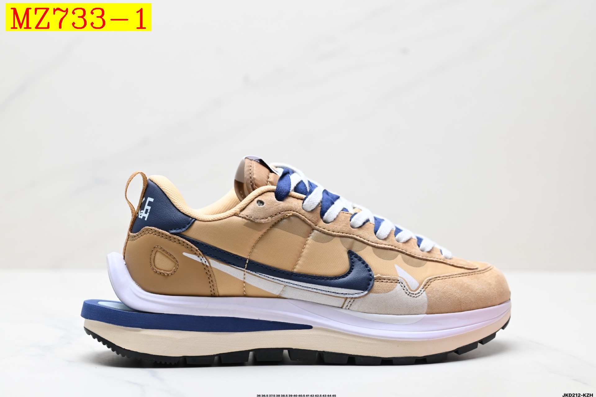 53$ Nike Vaporwaffle Sacai half size 36-45 129840 MZ733 gallery
