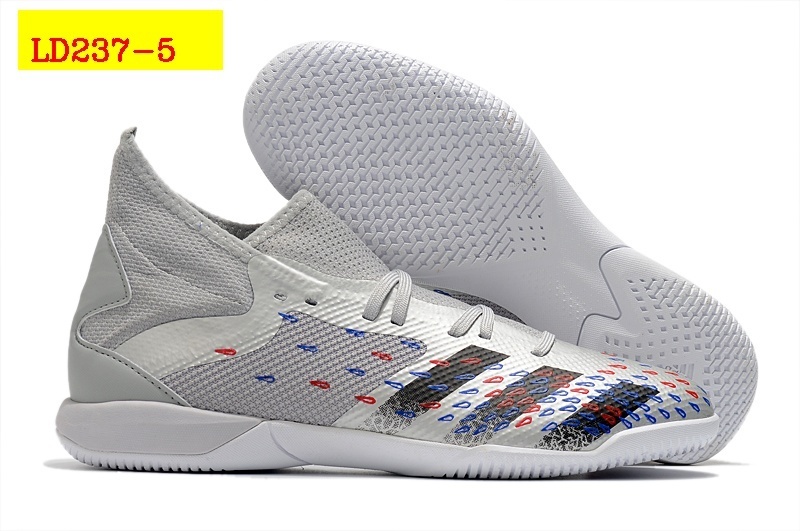 53$ new_dh adidas PREDATOR FREAK .3 TF SIZE 39-45 43105035409 LD237 gallery