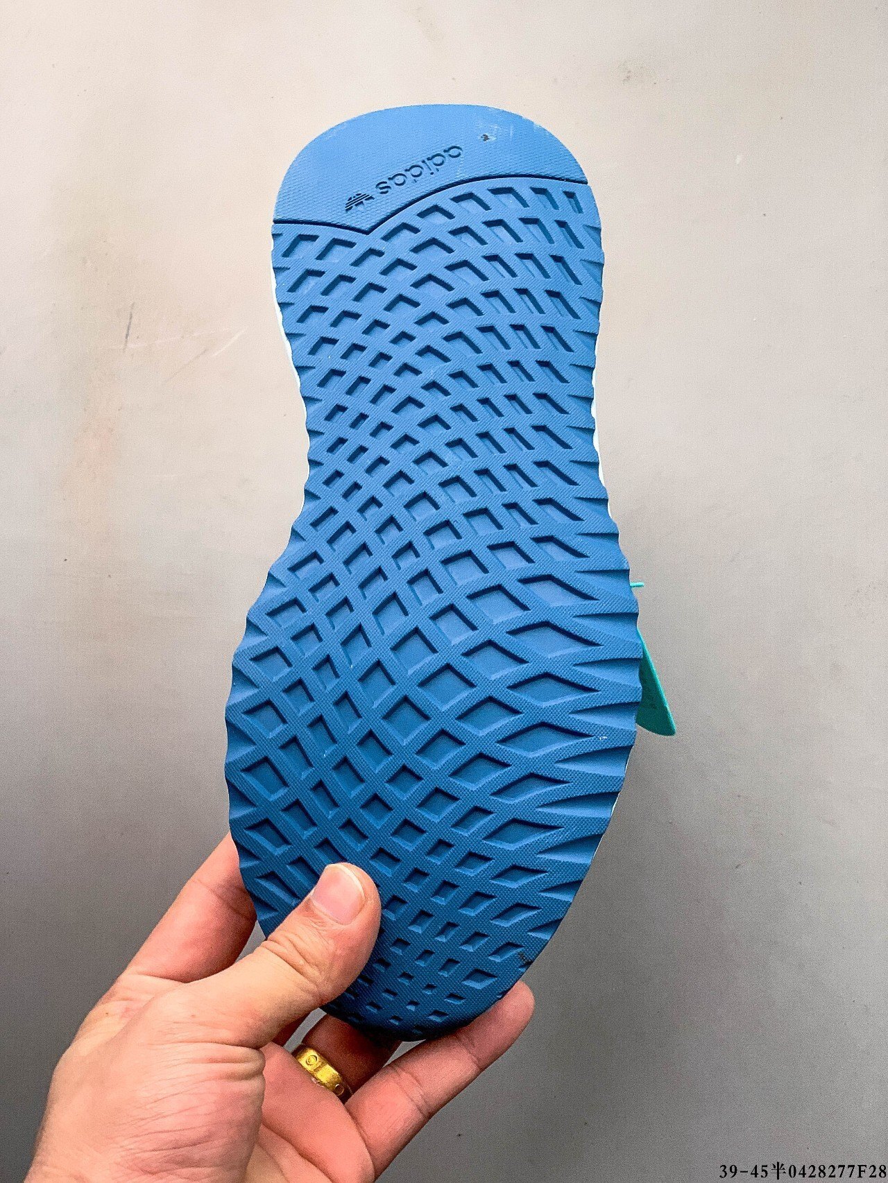 54$ Adidas TUBULAR SHADOW KNIT size 36-45 half 022830 QE164 gallery