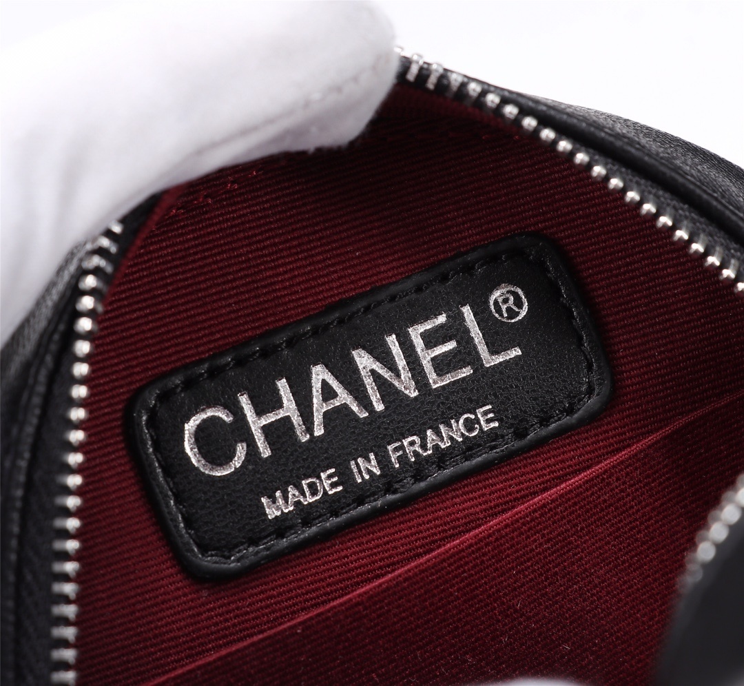 54$ CHANEL 3341 size 12X12X4 cm 433290 BR2176 gallery