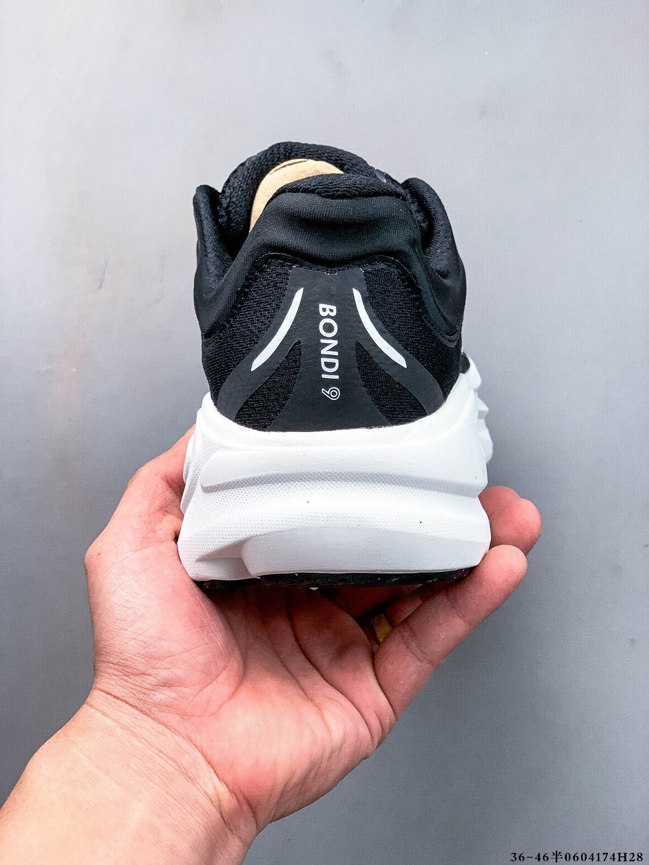 54$ HOKA ONE ONE Bondi 9 size 36-45 826890 MZ1671 gallery