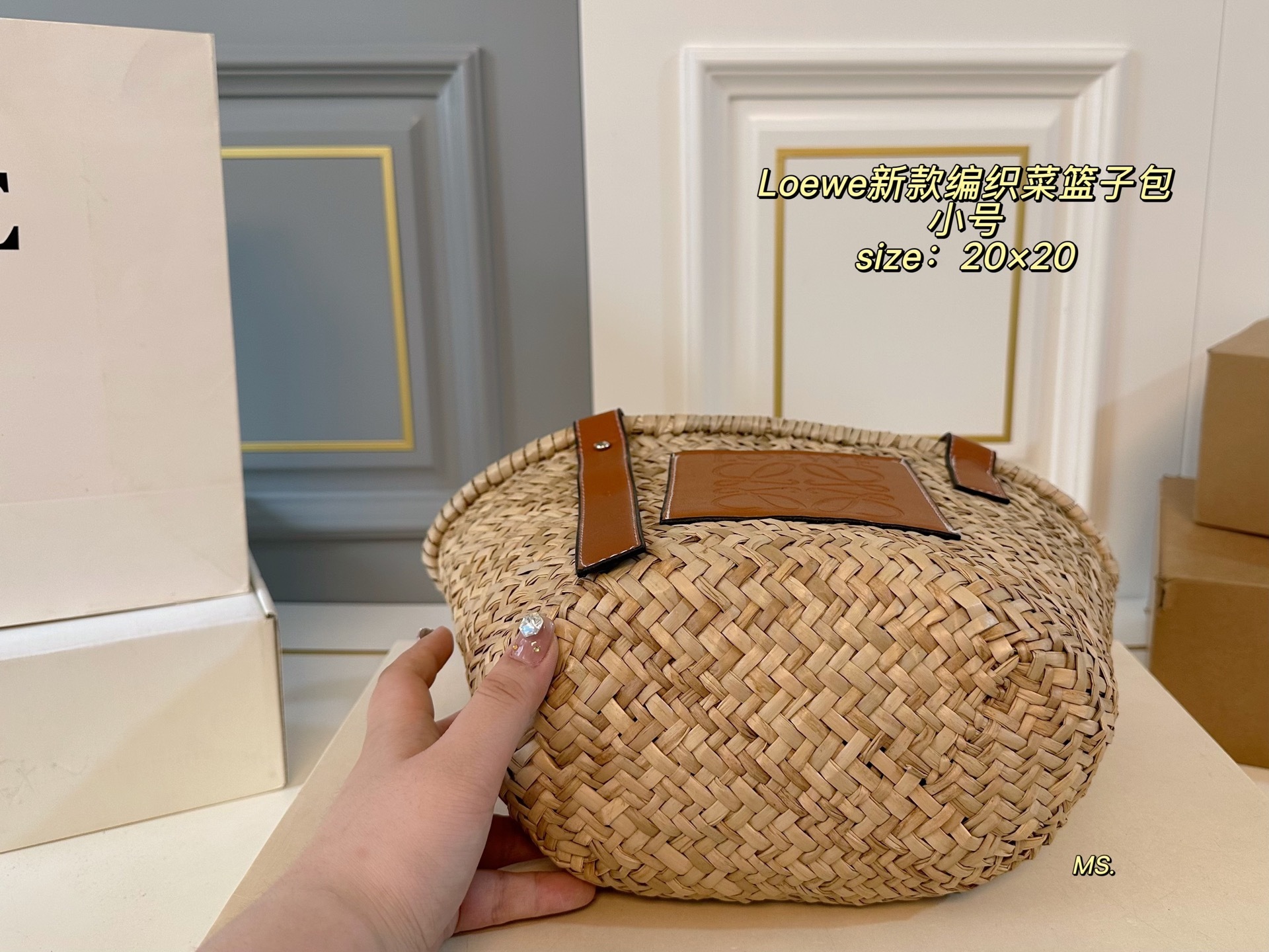 54$ LOEWE Aircraft box size 25x27cm size 25x23cm size 20x20cm 436060 ZZ775 gallery