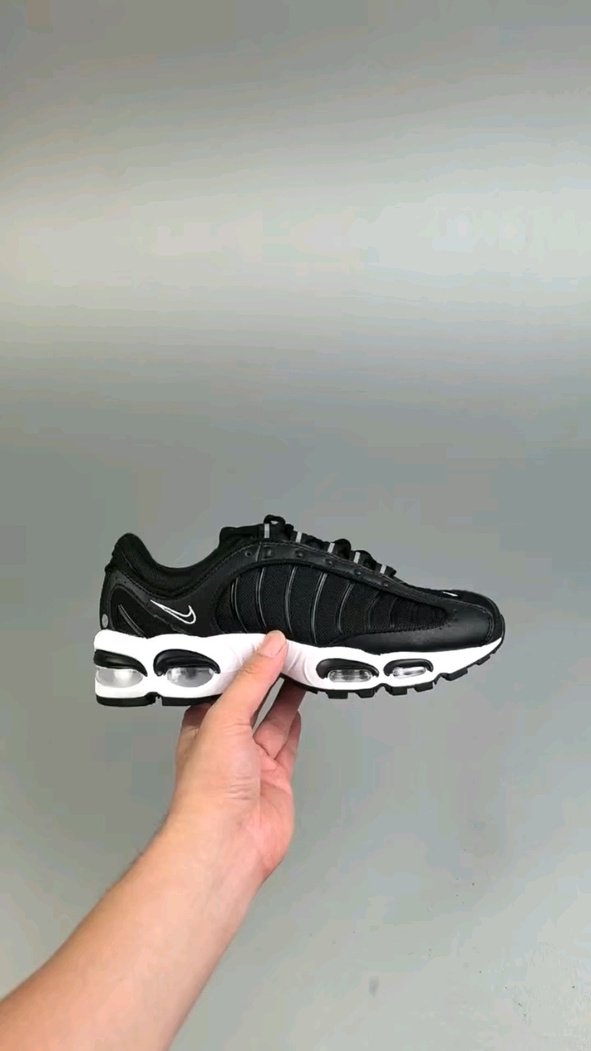 54$ Nike Air Max Tailwind size 40-45 020500 MZ1037 gallery