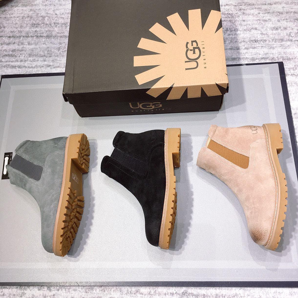54$ UGG size 35-42 323710 SG272 gallery