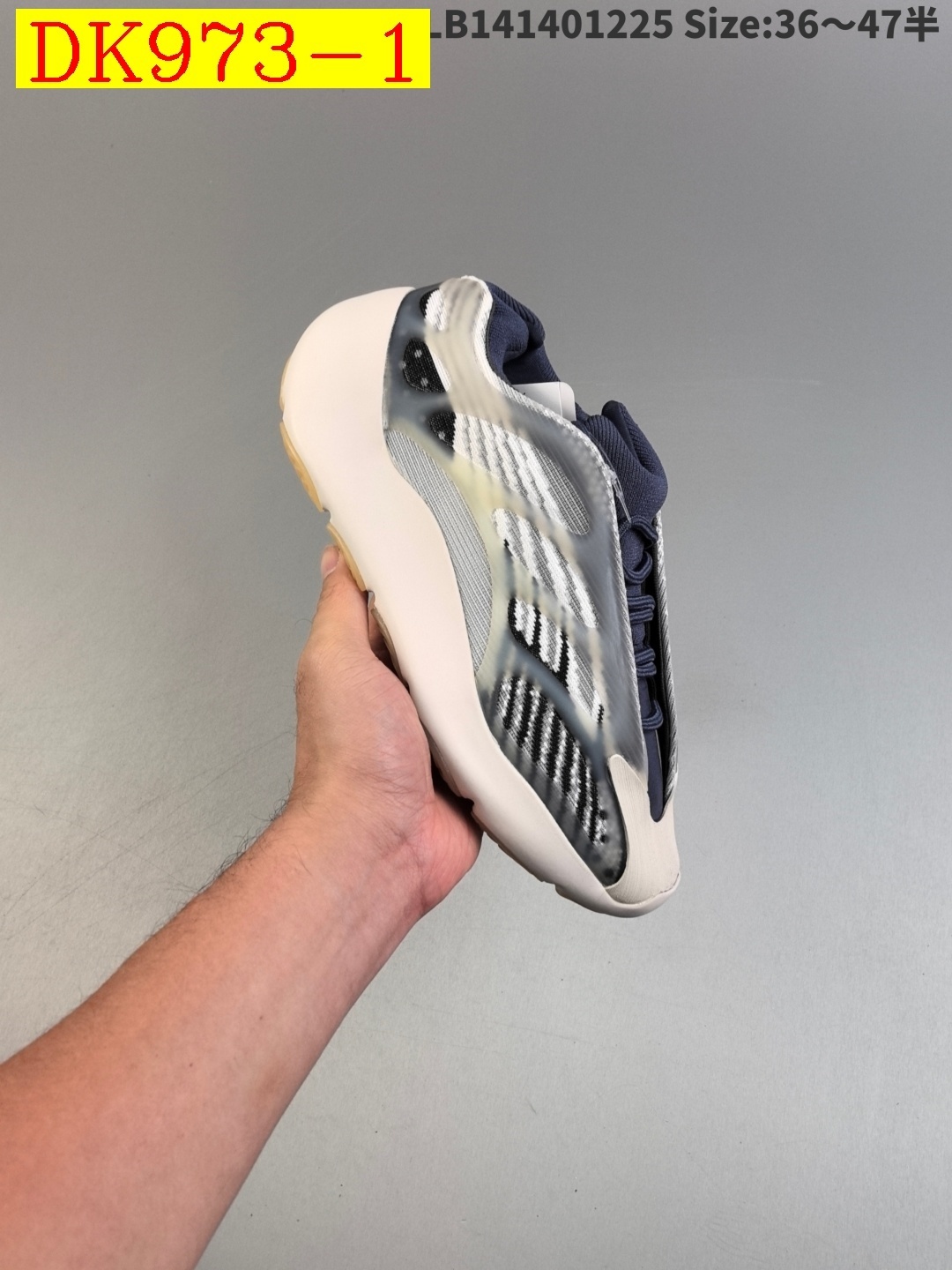 54$ dh Adidas Yeezy 700 V3 Half size 36-46 62385035748 DK973_20251110_032921 gallery
