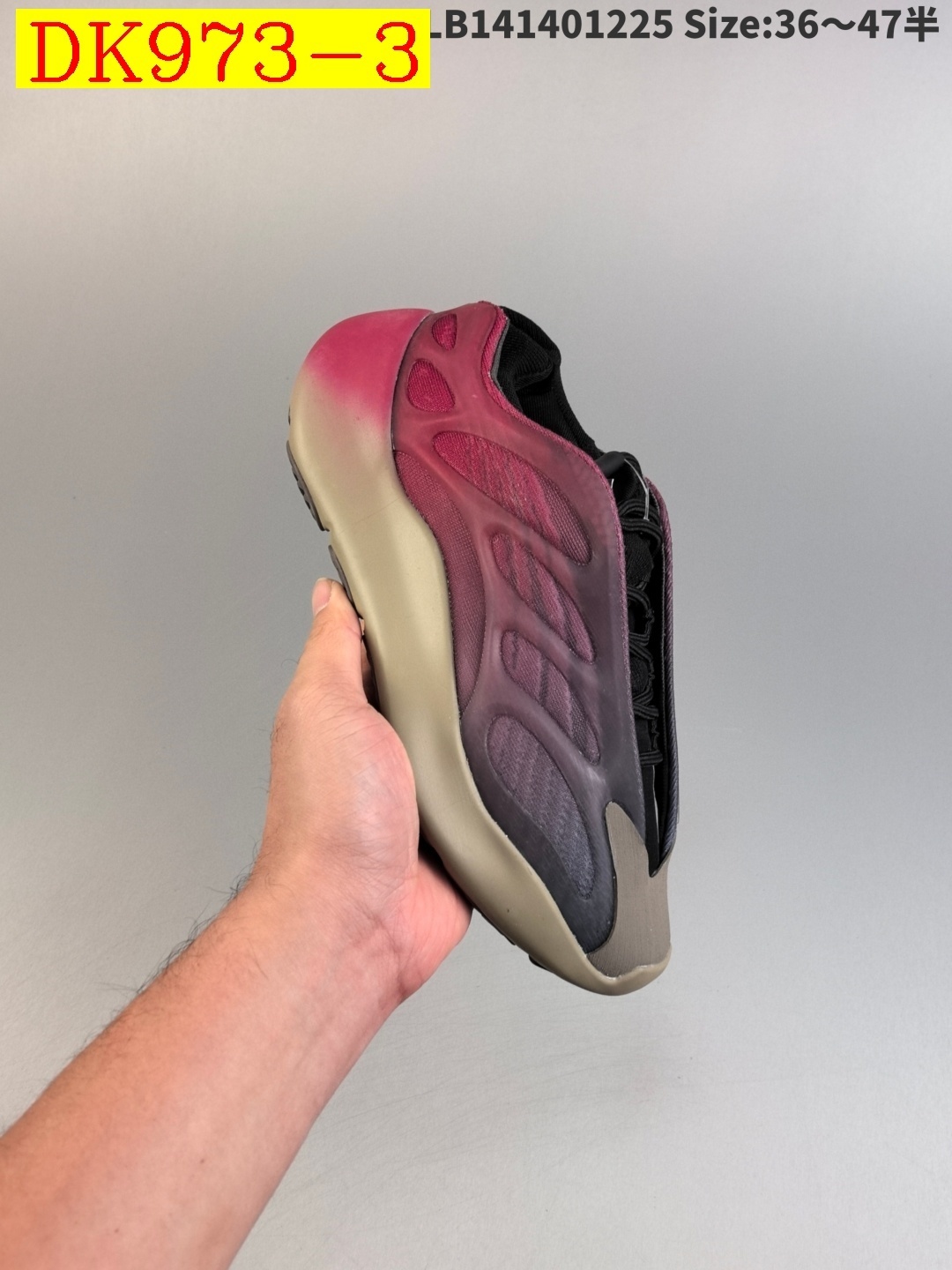 54$ dh Adidas Yeezy 700 V3 Half size 36-46 62385035748 DK973_20251110_032921 gallery