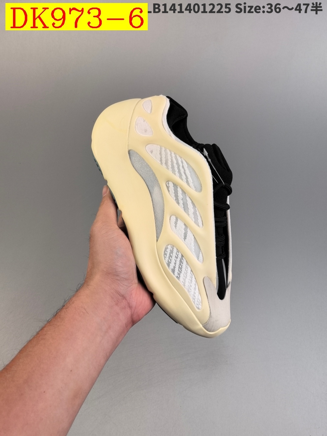 54$ dh Adidas Yeezy 700 V3 Half size 36-46 62385035748 DK973_20251110_032921 gallery