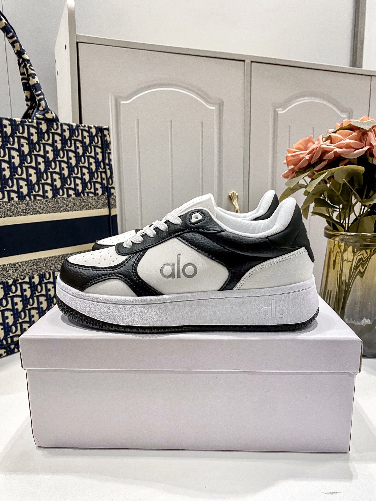 54$ dh alo show bdetails size 35-40 62395035841 MJL434 gallery
