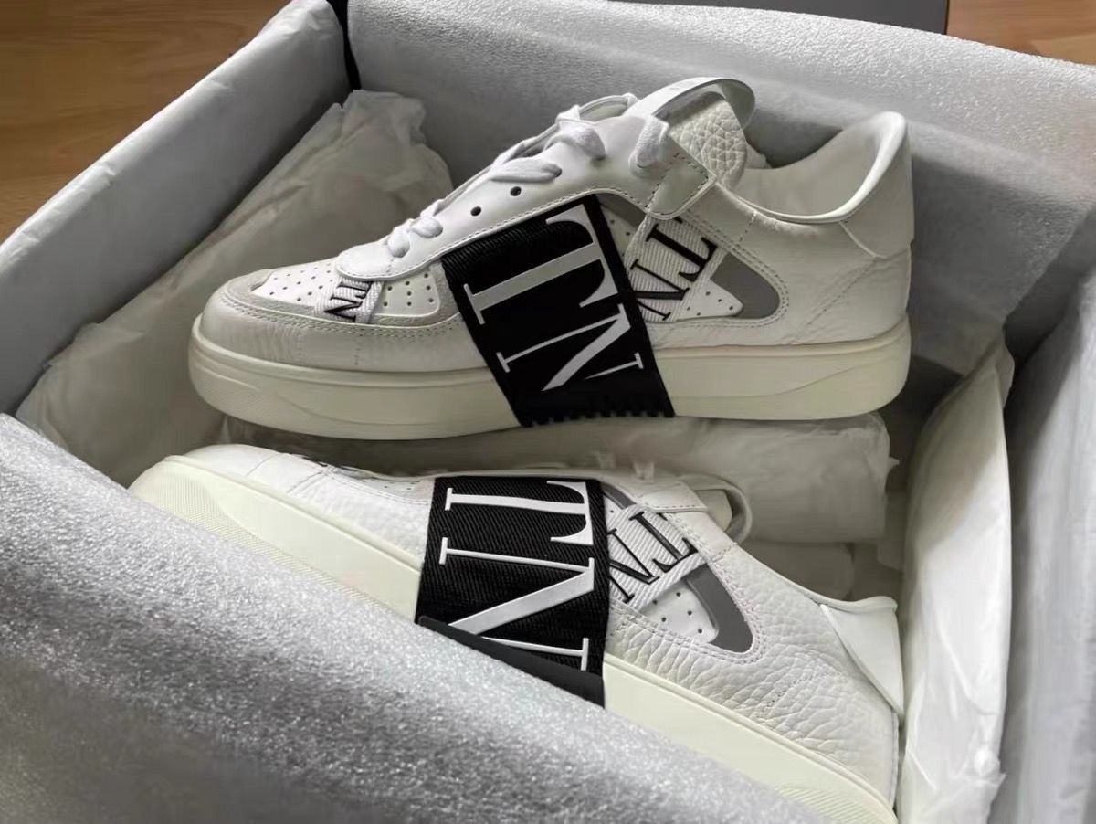 54$ new_dh Valentino Garavani VL7N Sneakers SIZE 36-44 53107035517 MG15K17 gallery
