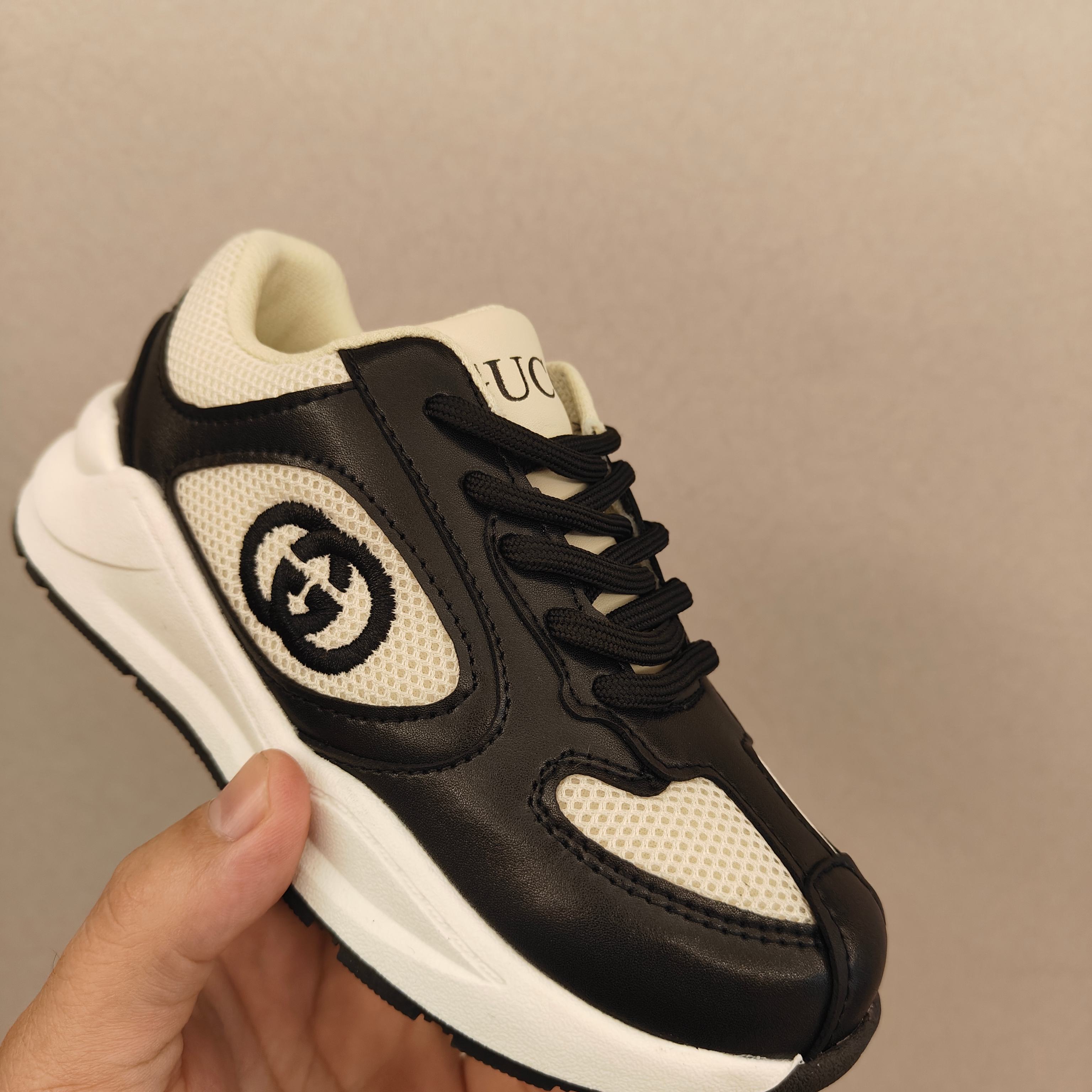 55$ Gucci Run for kids size 26-35 631370 CDT182 gallery