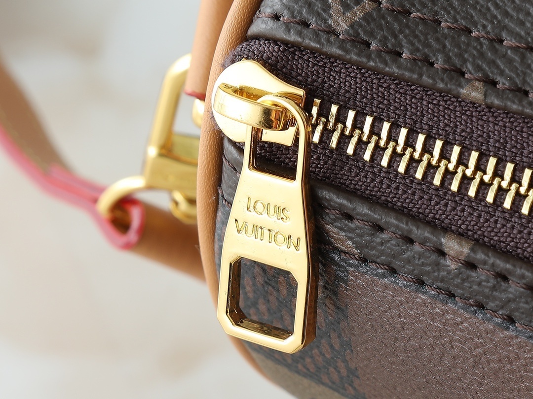 55$ LV Monogram Taurillon Shoulder bag size 25X15X11 cm 237220 BR2112 gallery