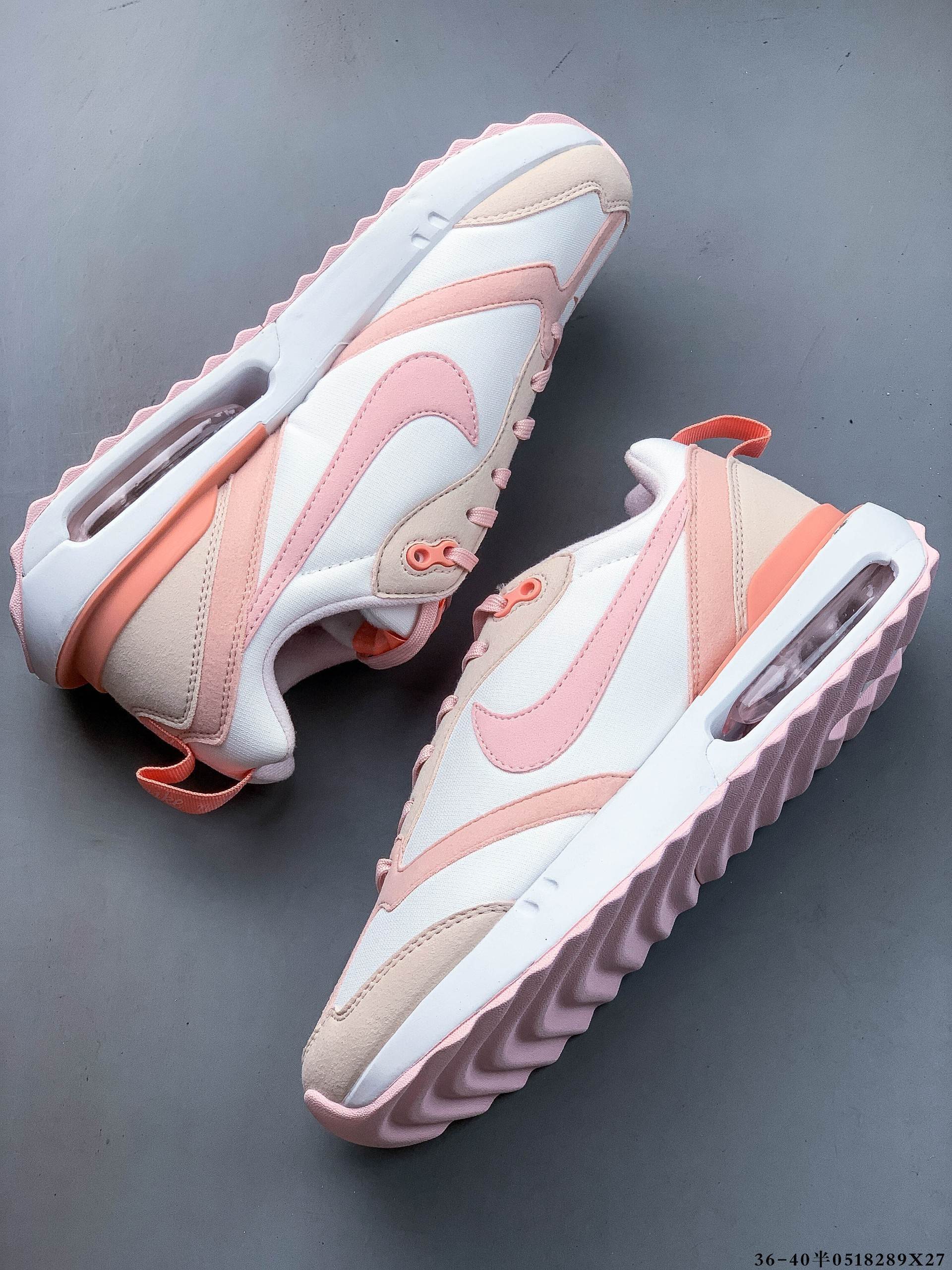 55$ Top Quality Nike Nike Air Max Dawn size 36-40 half 629750 QT294 gallery