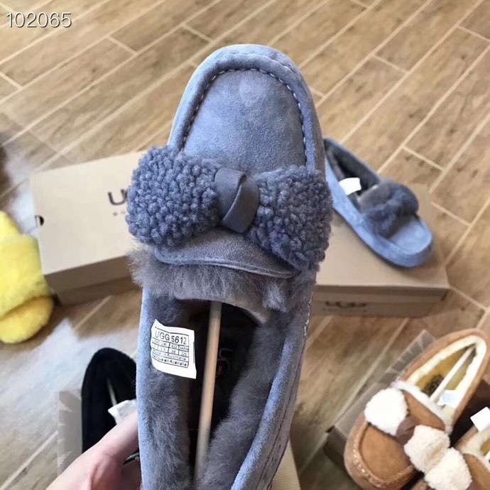 55$ UGG size 36-45 723920 SG318 gallery