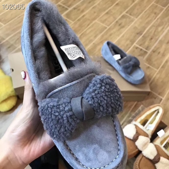 55$ UGG size 36-45 723920 SG318 gallery