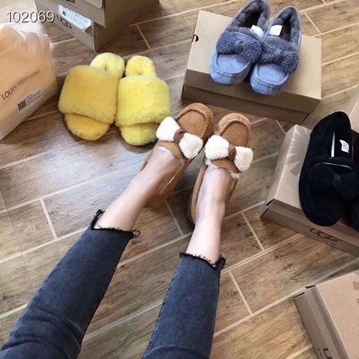 55$ UGG size 36-45 723920 SG318 gallery