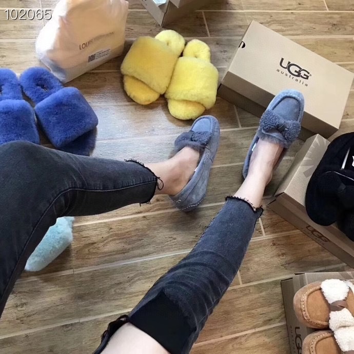 55$ UGG size 36-45 723920 SG318 gallery