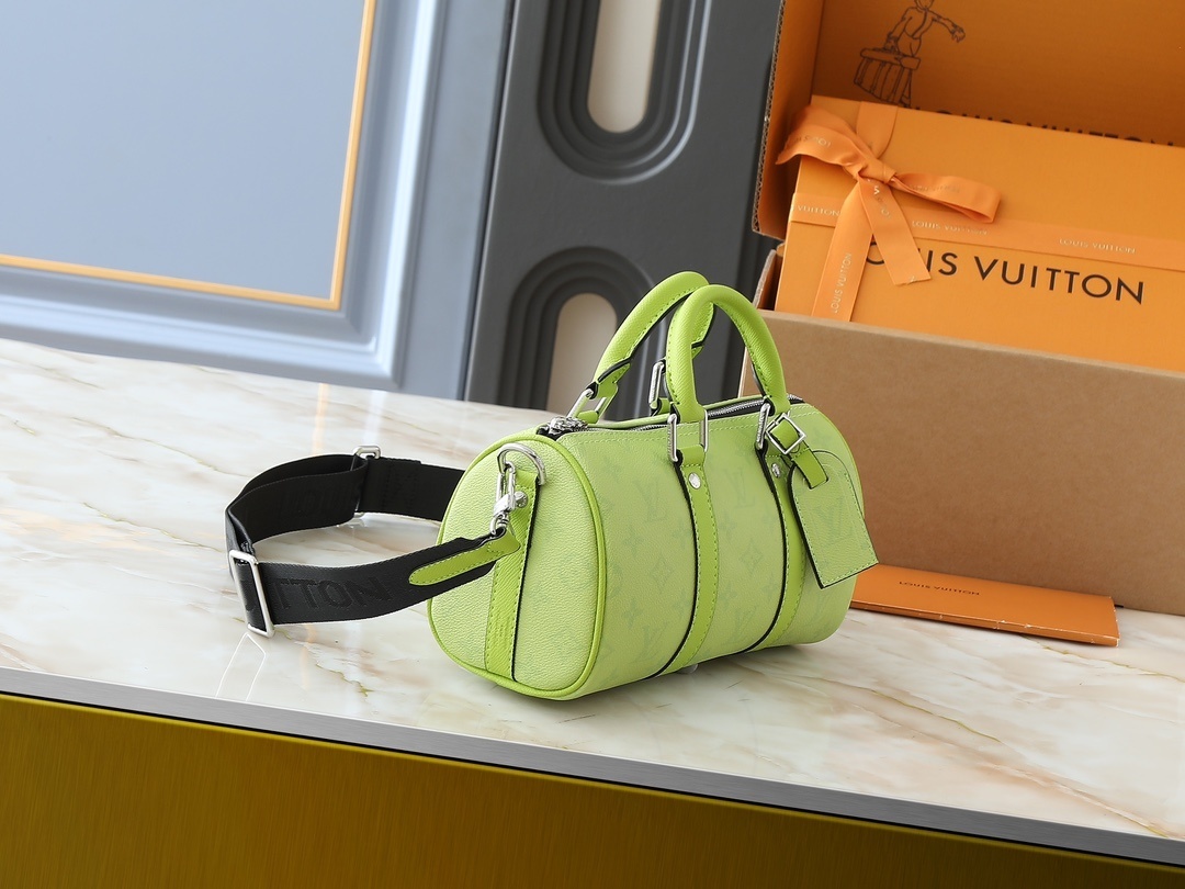 56$ LV Monogram Taurillon Travelling bag size 25x15x11 cm 533230 BR2080 gallery