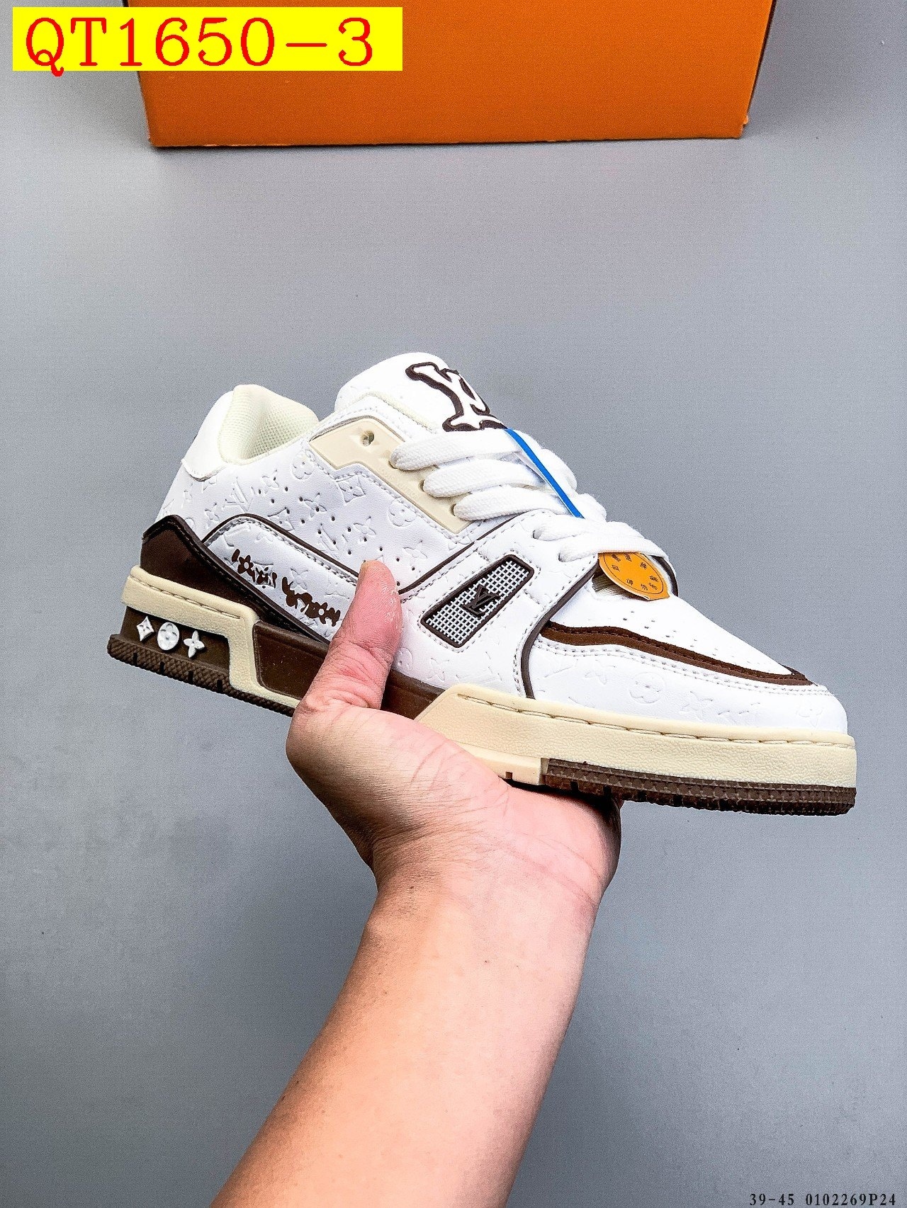 56$ Louis Vuitton LV Trainer Maxi Size 36-45 228420 QT1650 gallery