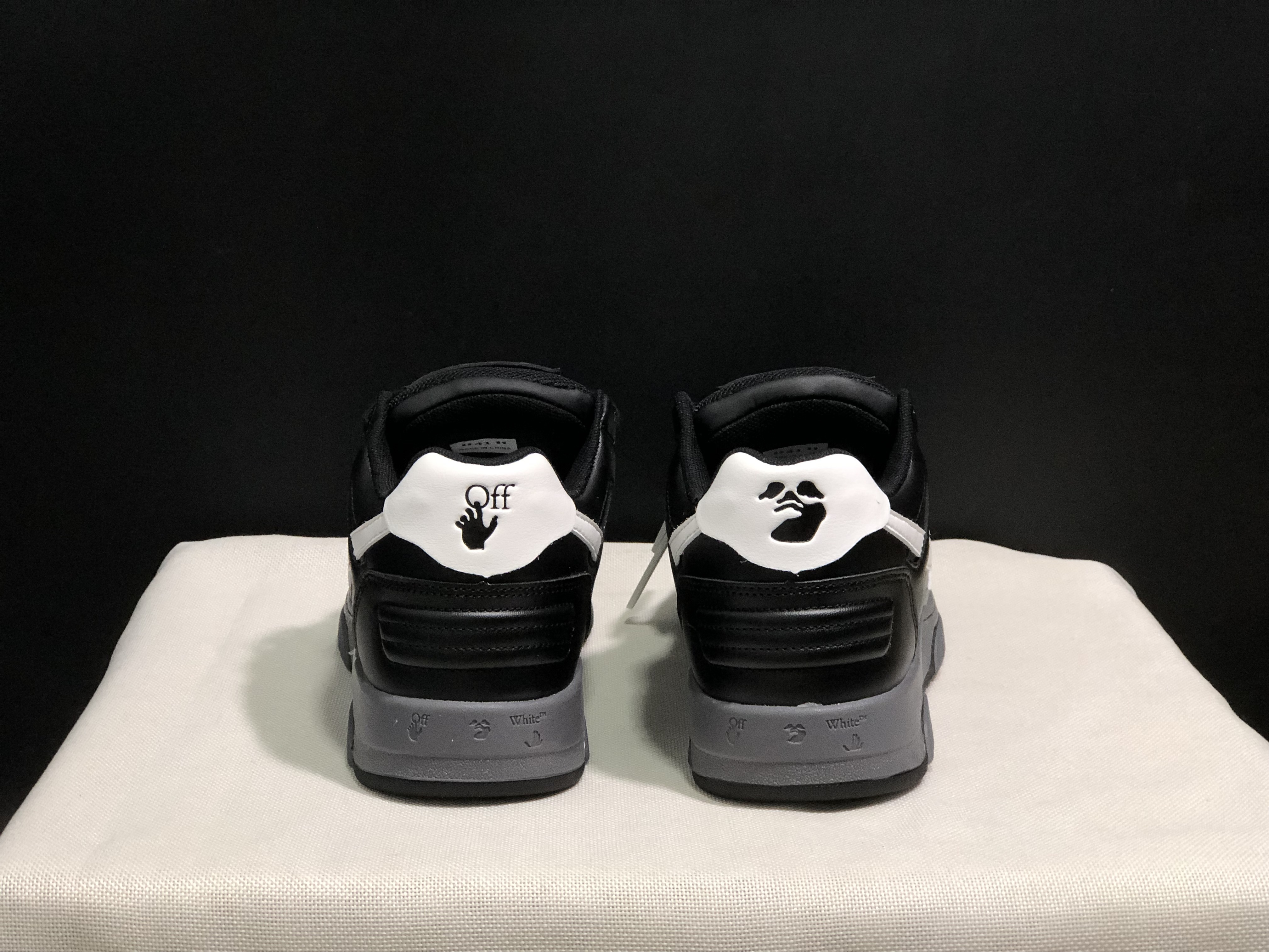 56$ OFF-WHITE Out Of Office Size 36-45 022660 GHT3228 gallery