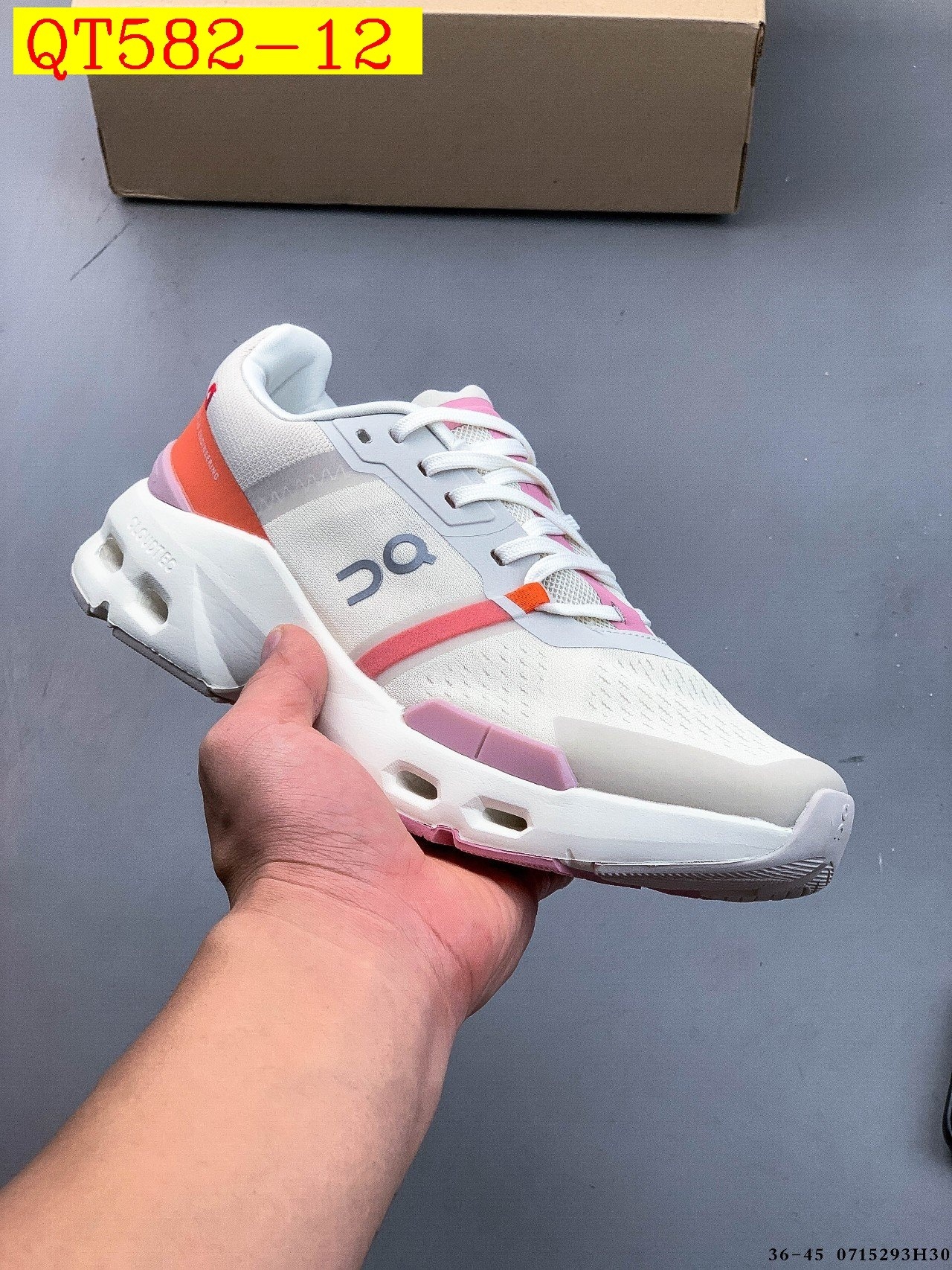 56$ Top Quality On Cloudpulse size 36-45 133040 QT582 gallery
