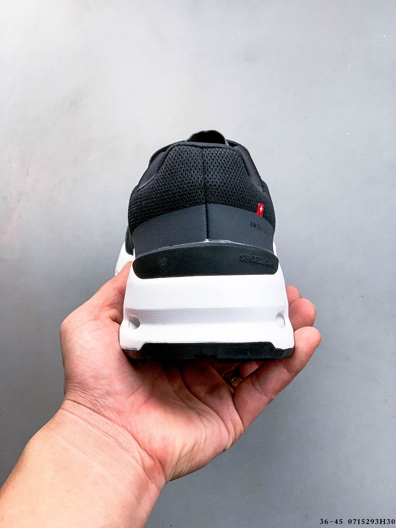 56$ Top Quality On Cloudpulse size 36-45 133040 QT582 gallery