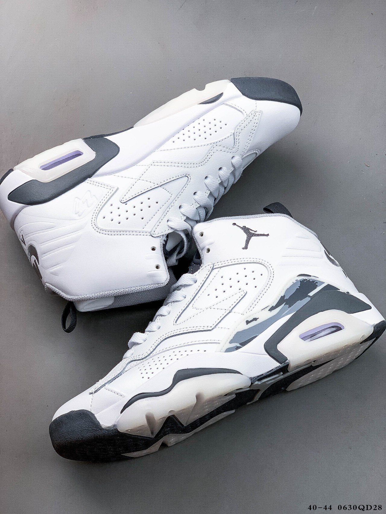 57$ Jordan MVP Playoff size 40-44 128800 QT134 gallery