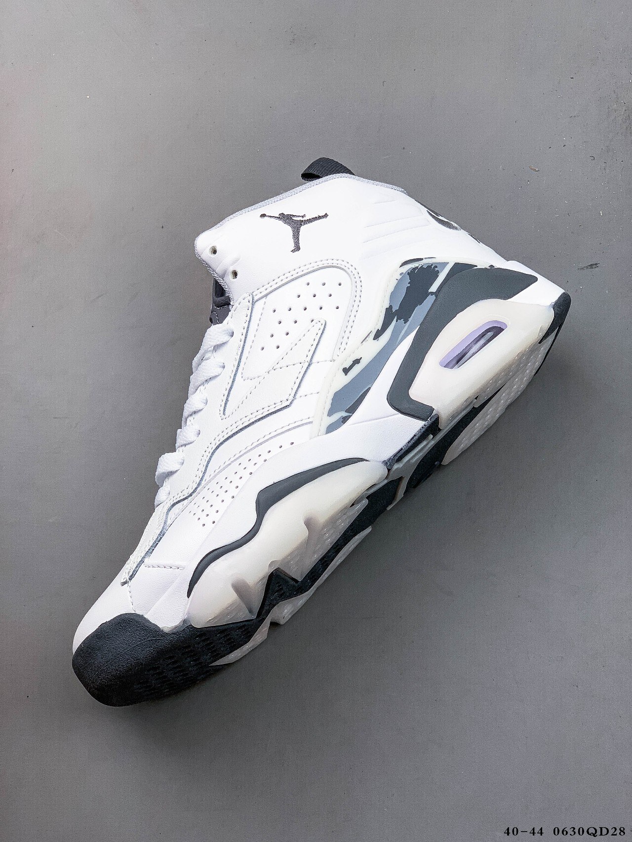 57$ Jordan MVP Playoff size 40-44 128800 QT134 gallery