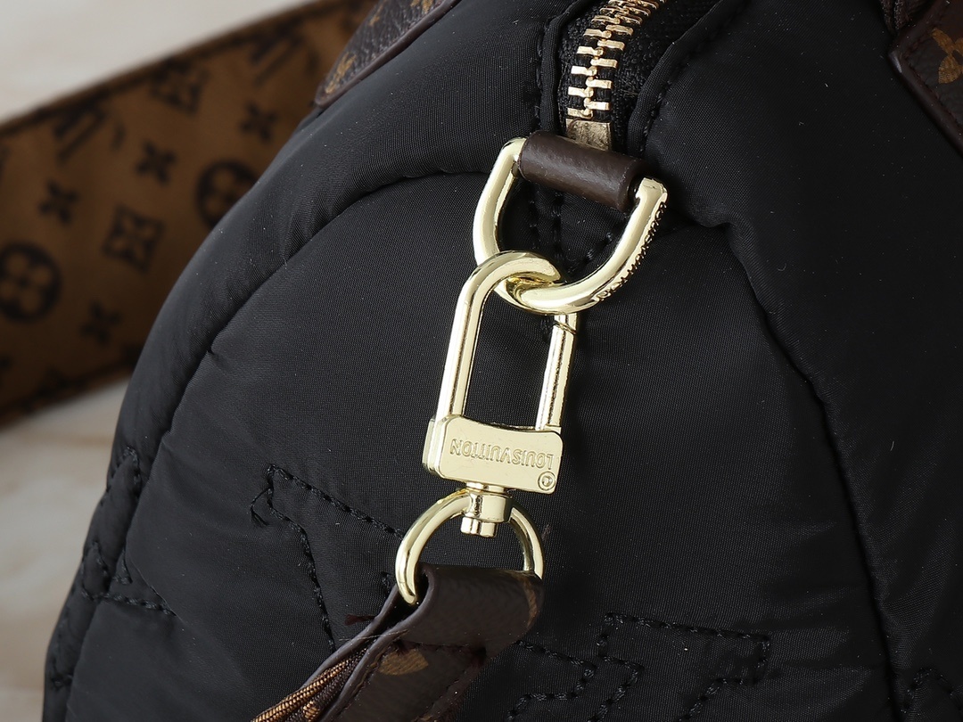 57$ LV Pillow Speedy Bandouliere Shoulder bag size 25x19x15 cm 930240 BR2104 gallery